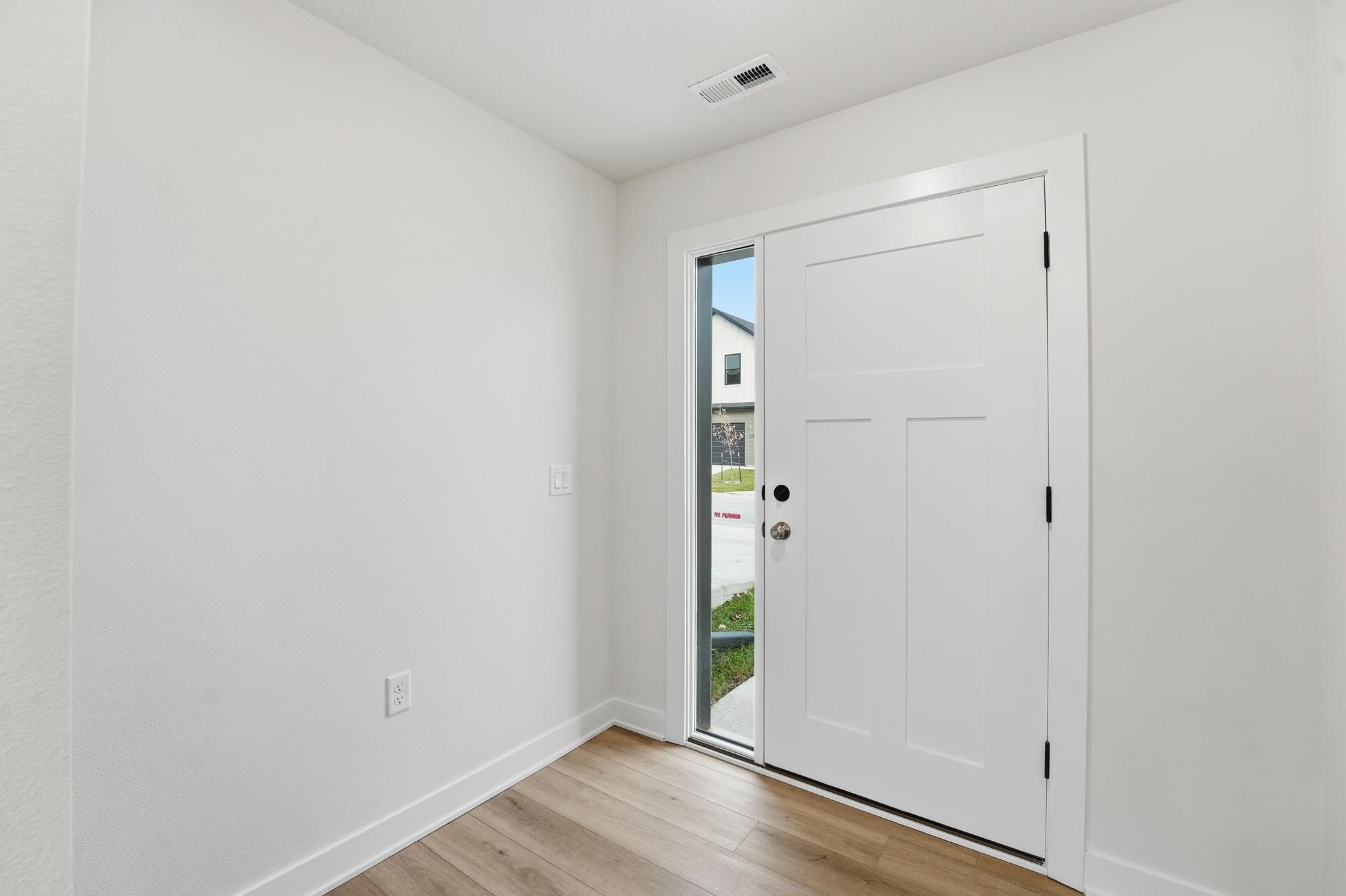 1362 Meadow Rose Place Property Photo 14