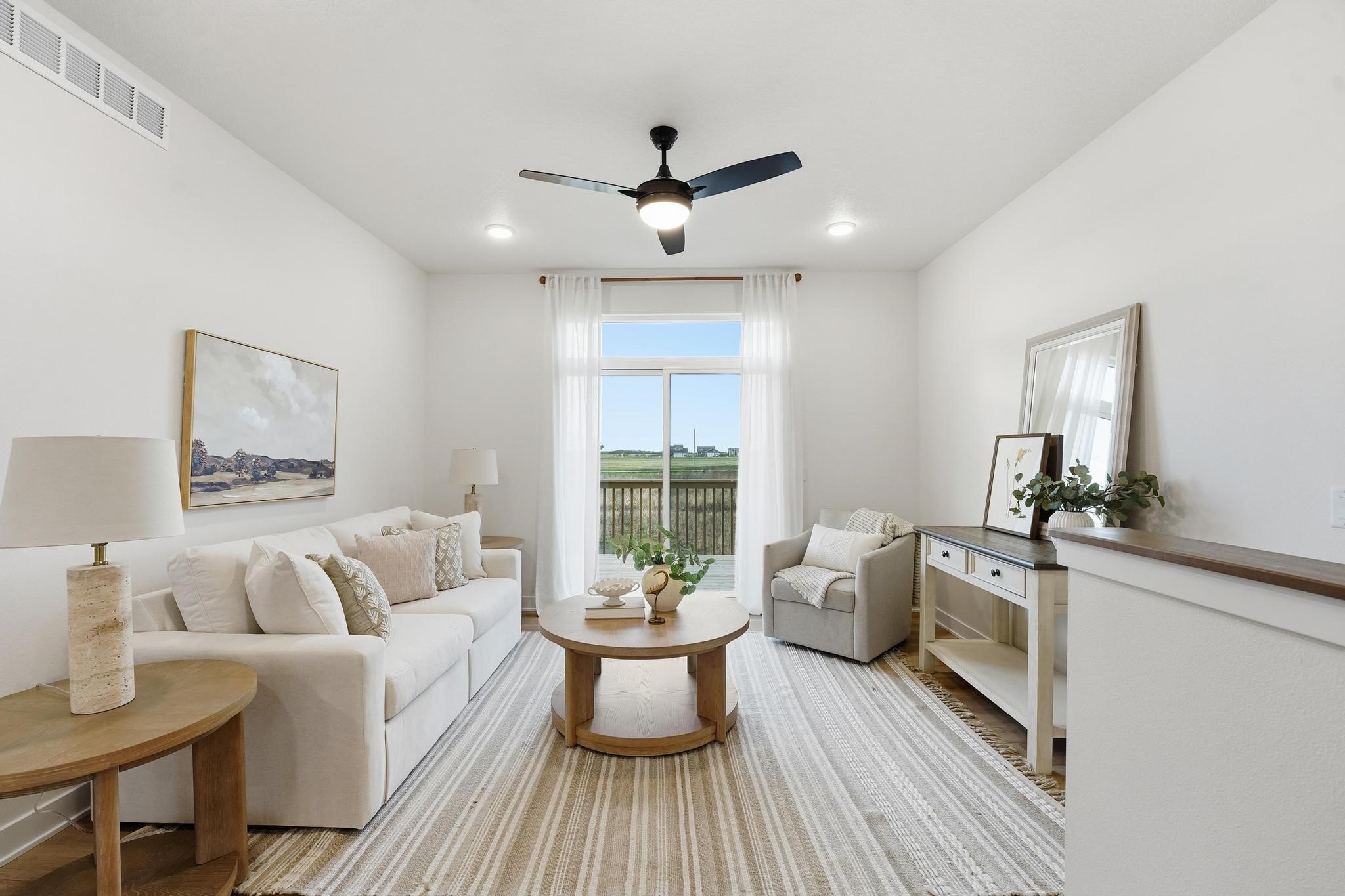 1366 Meadow Rose Place Property Photo 4