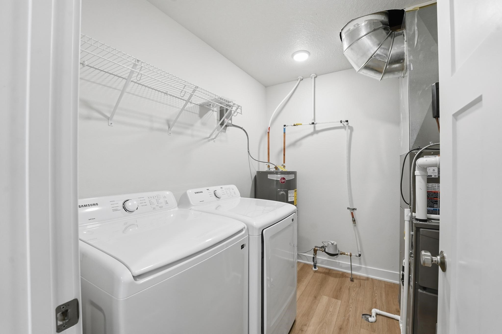 1366 Meadow Rose Place Property Photo 17