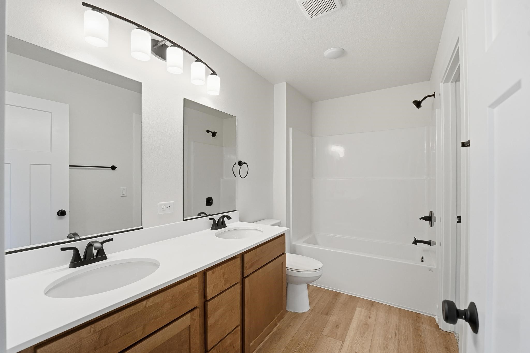 715 Campusside Place Property Photo 12