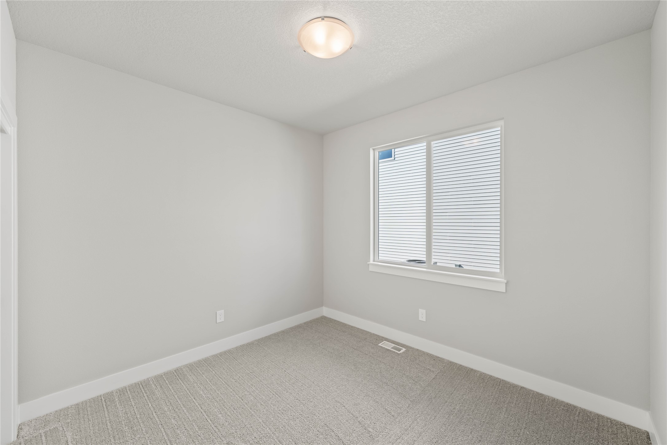 14230 Northpark Drive Property Photo 9
