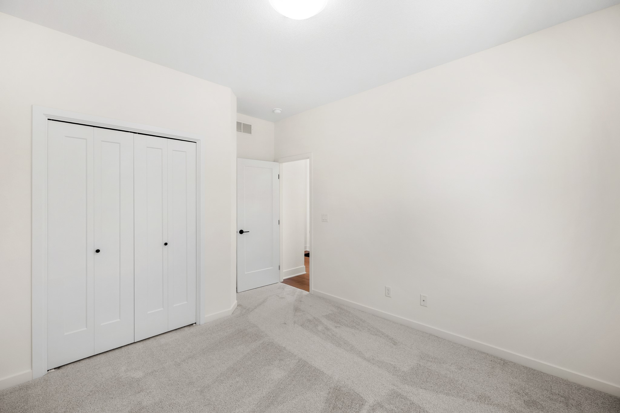 410 Ne 59th Street Property Photo 20