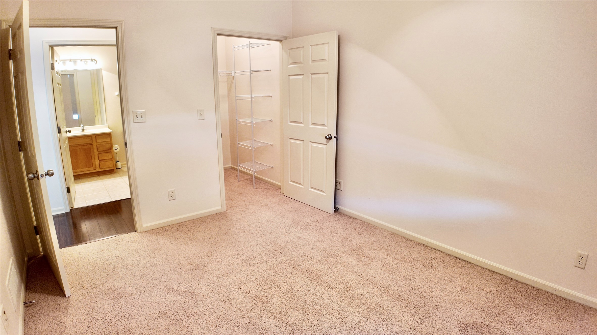 10325 Providence Drive 104 Property Photo 13