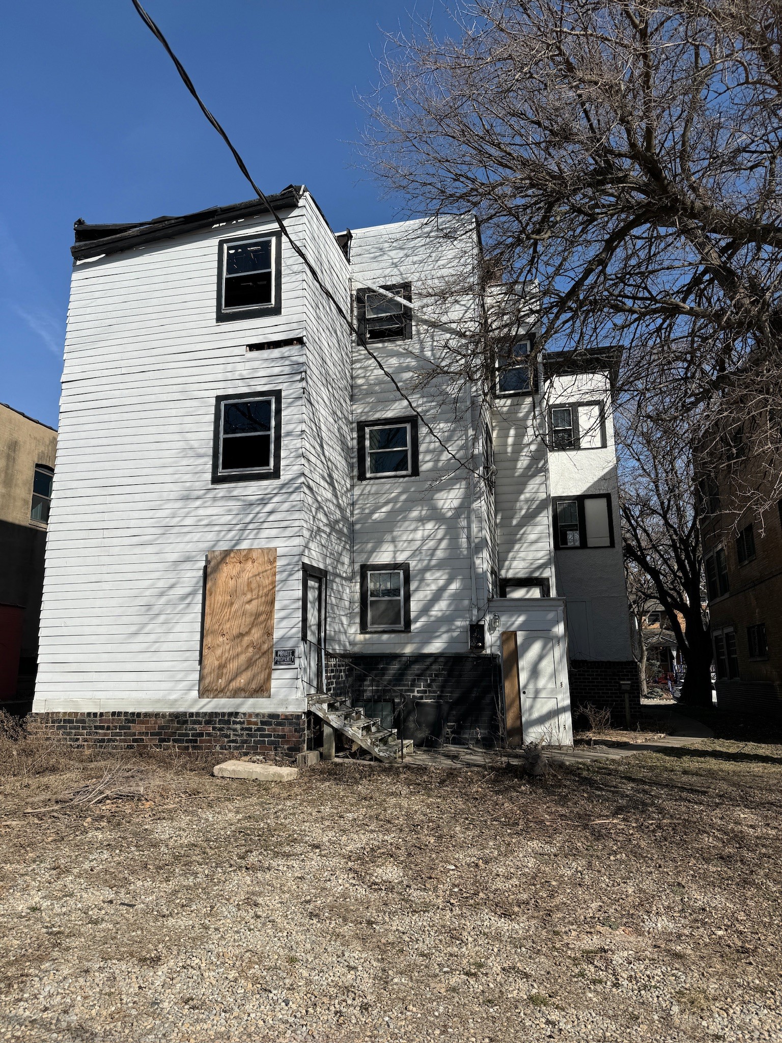 672 19th Street Property Photo 9