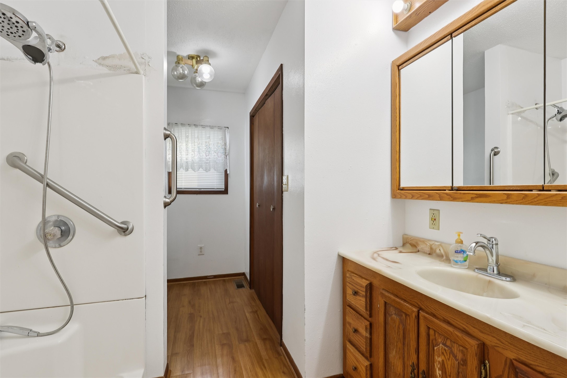 1024 W Summit Street Property Photo 28