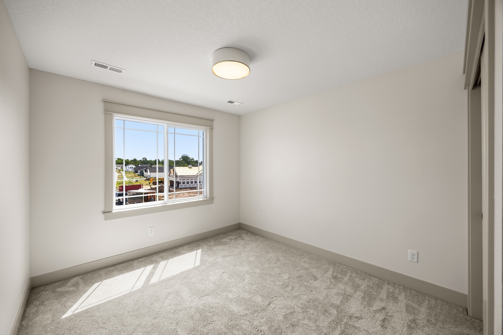 434 Venice Avenue Property Photo 25