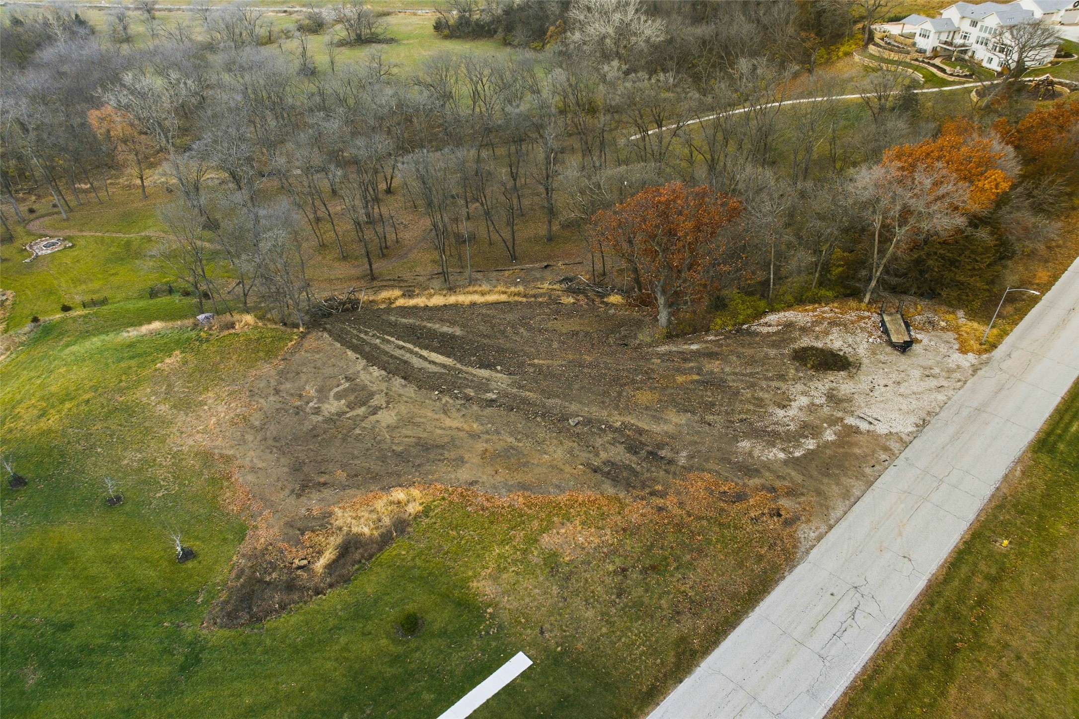 1360 Nw Hugg Drive Property Photo 3