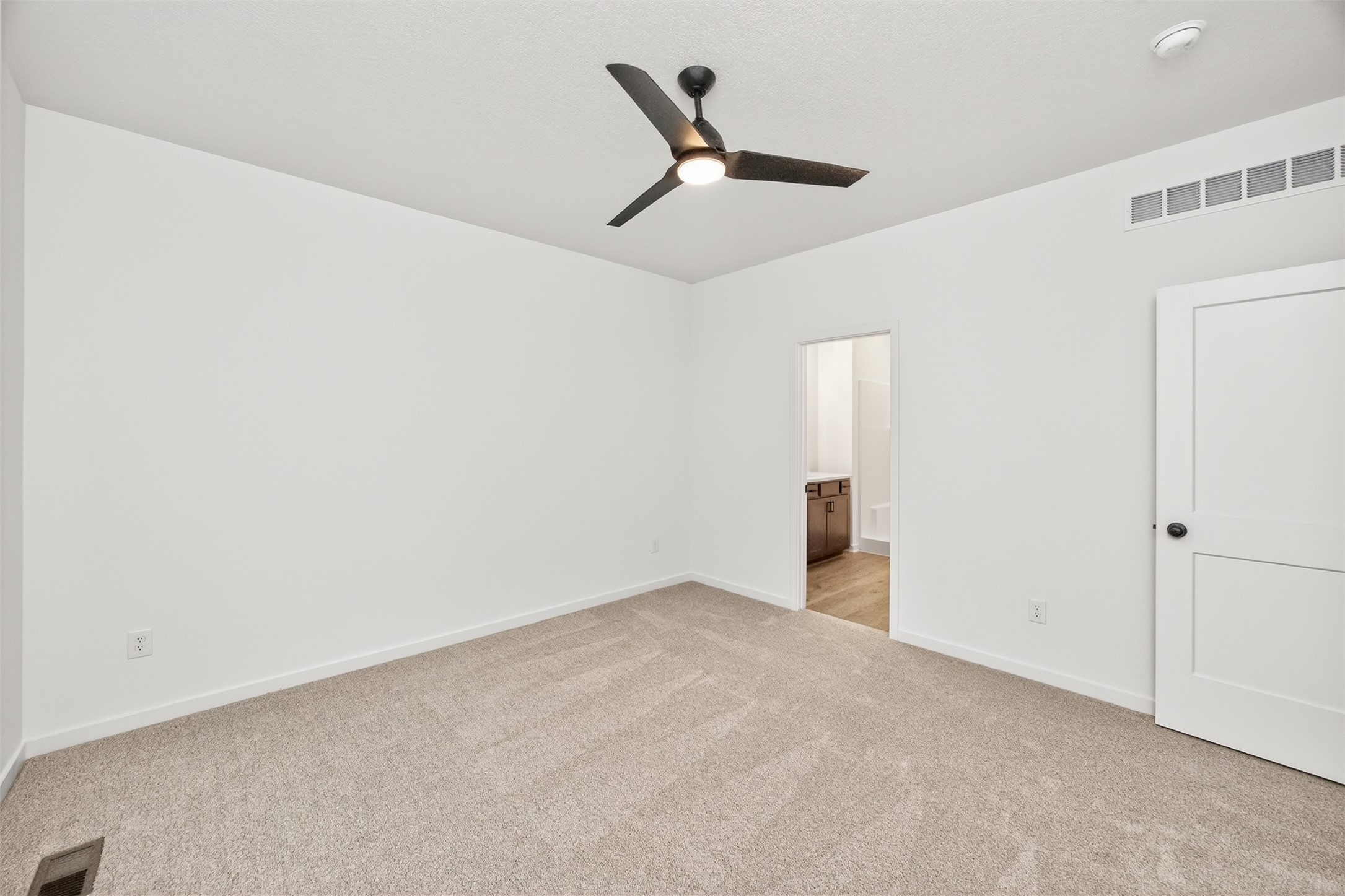 1028 Nw Macarthur Lane Property Photo 12