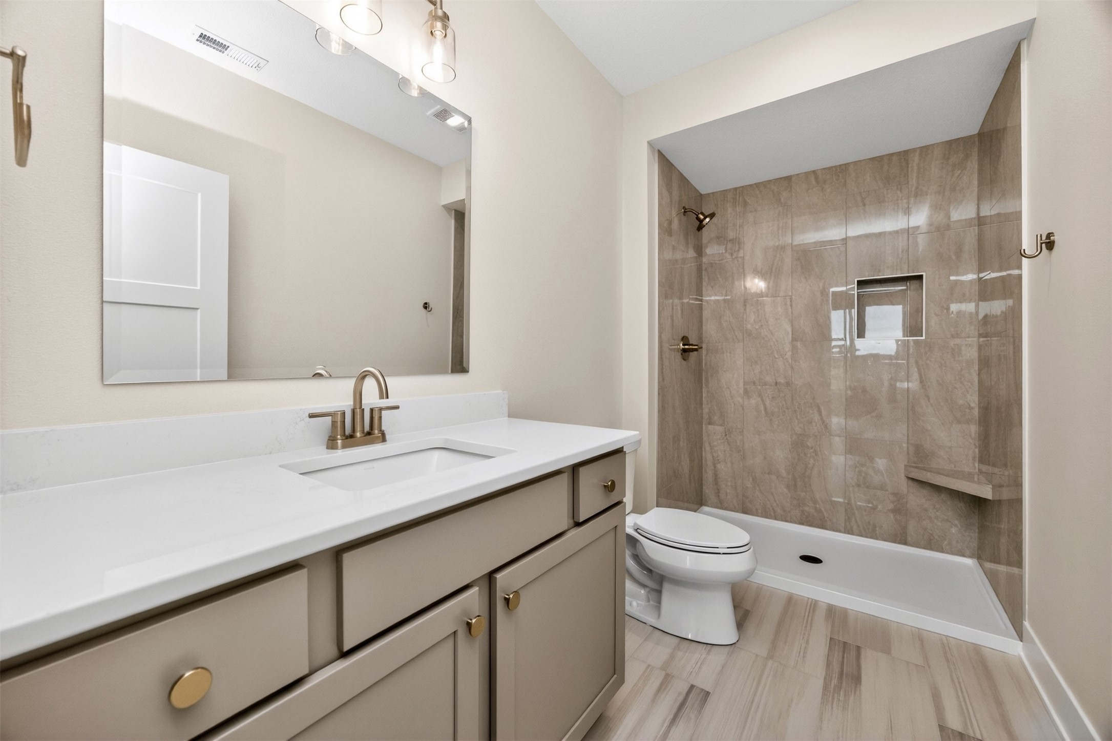 16207 Sharon Drive Property Photo 30