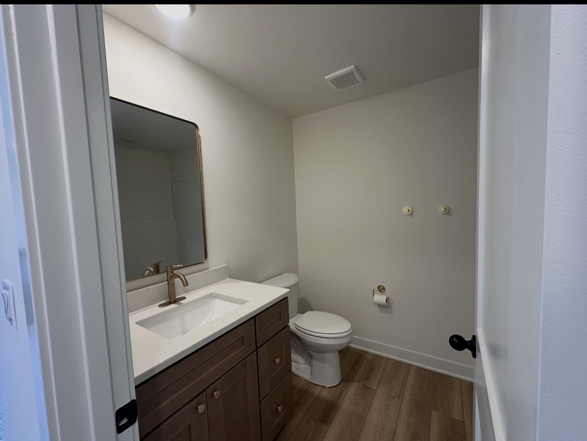 1677 22nd Avenue Se Property Photo 16