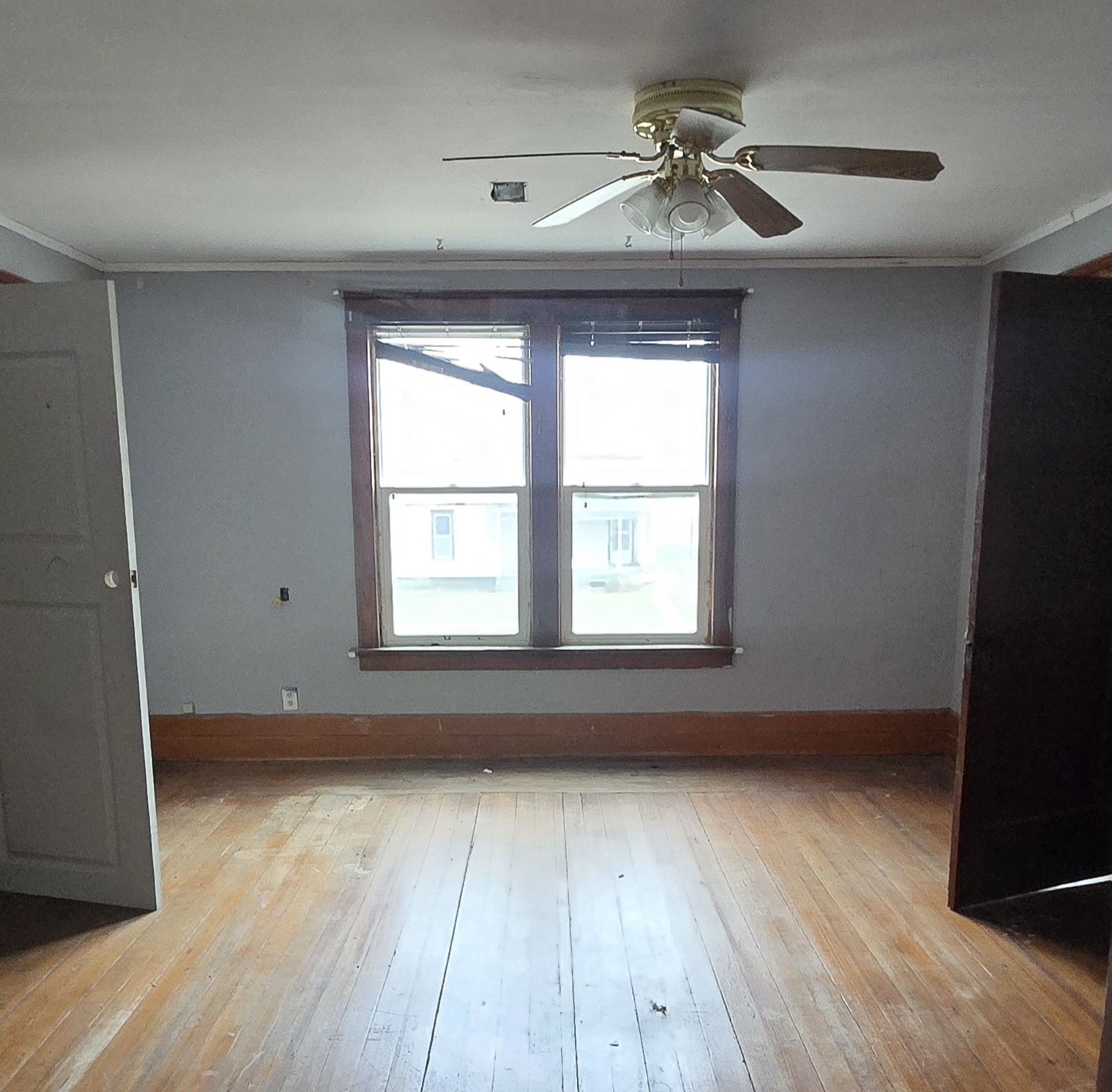 608 S Broadway Street Property Photo 21