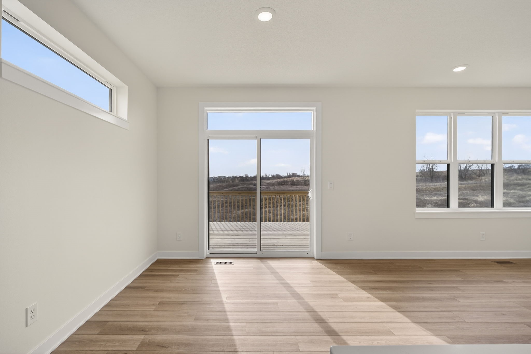 718 Plainside Avenue Property Photo 20