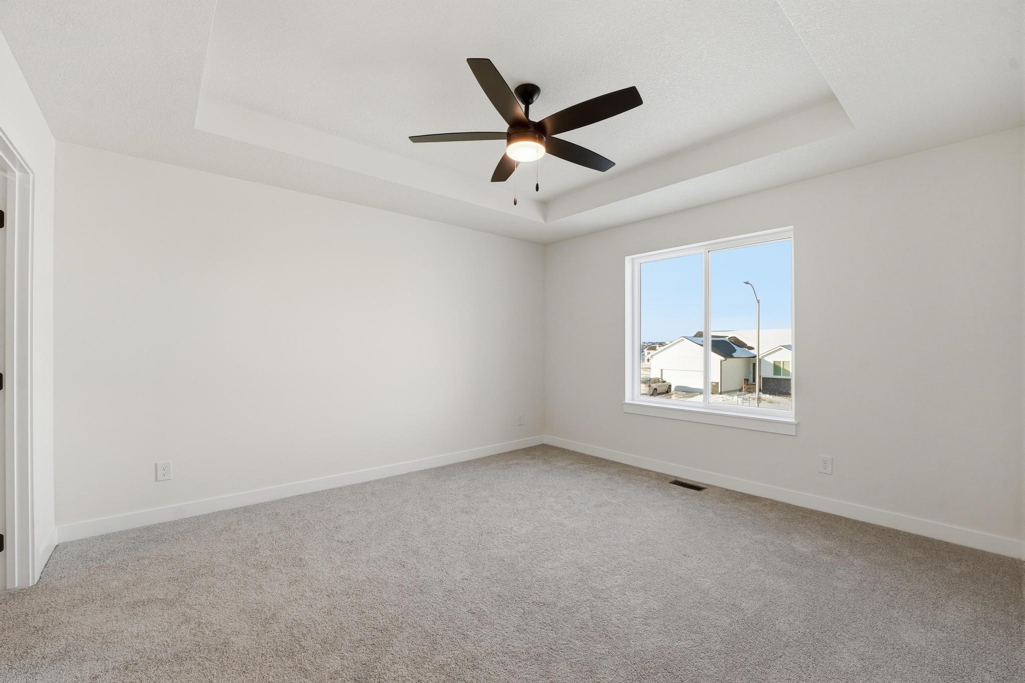 712 Plainside Avenue Property Photo 15
