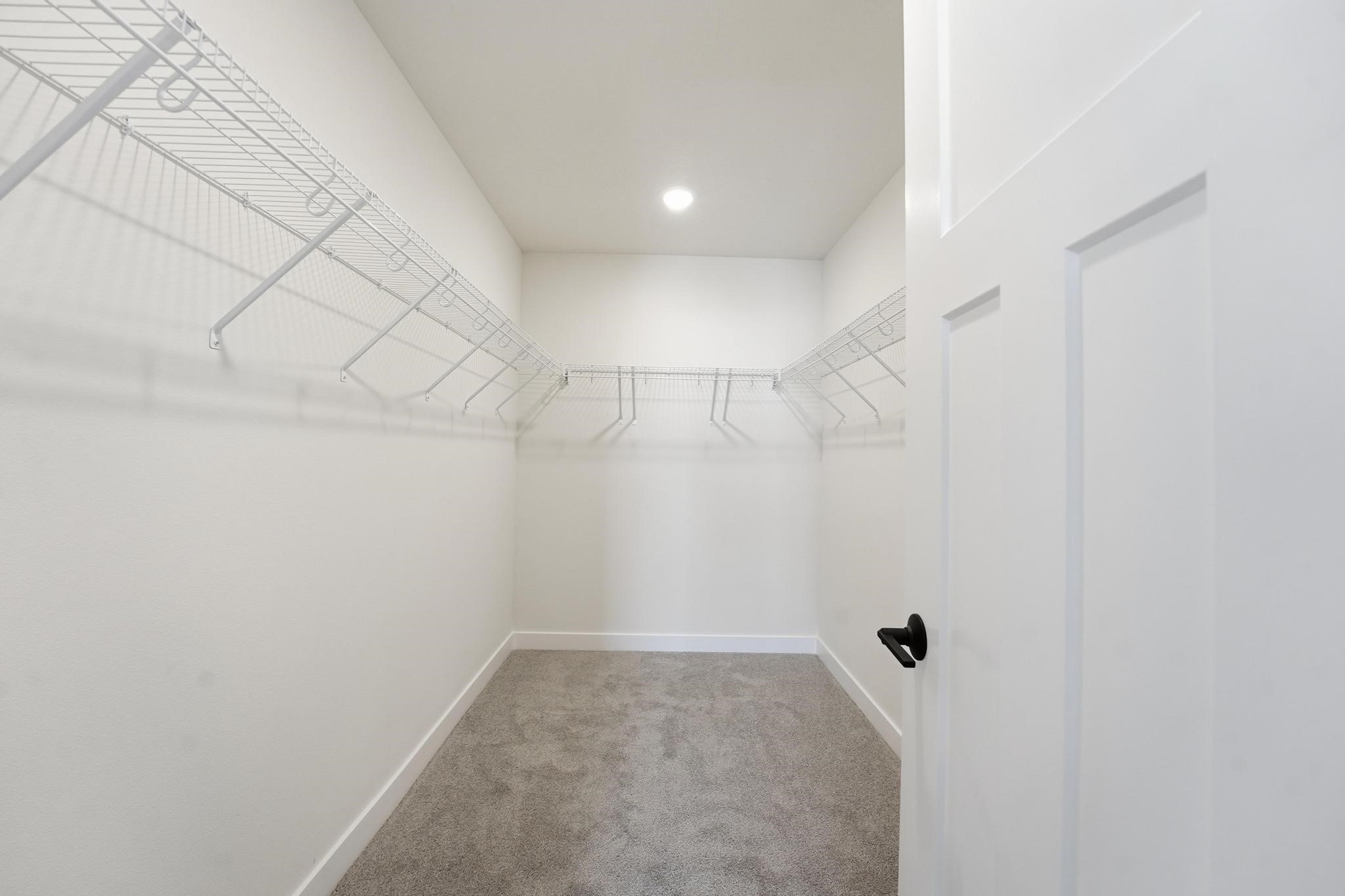 712 Plainside Avenue Property Photo 17