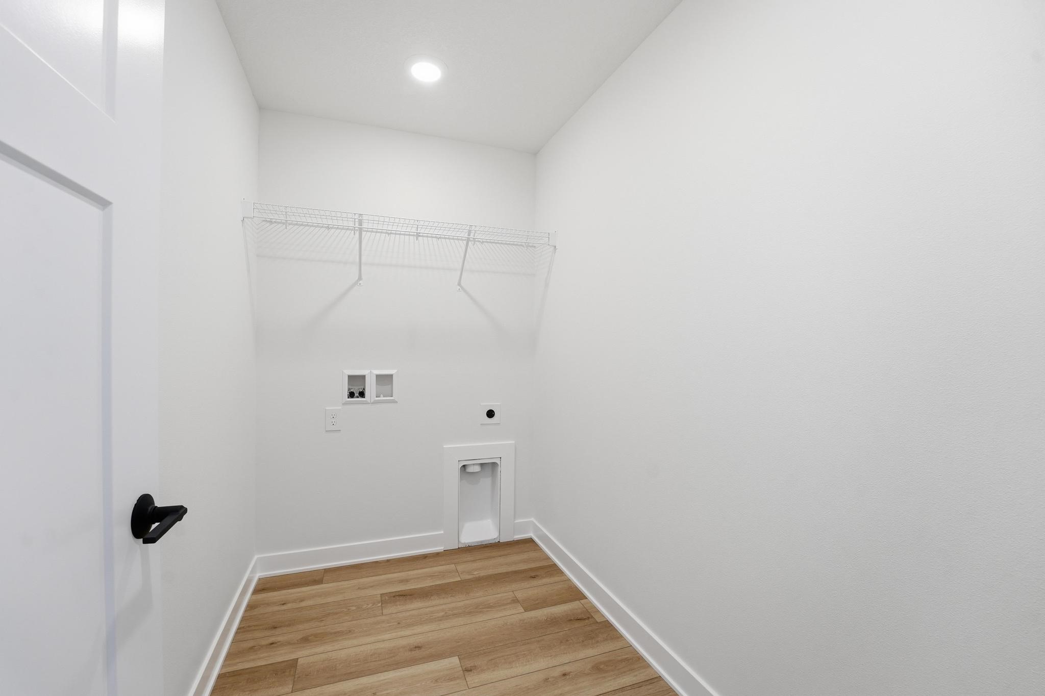 712 Plainside Avenue Property Photo 23