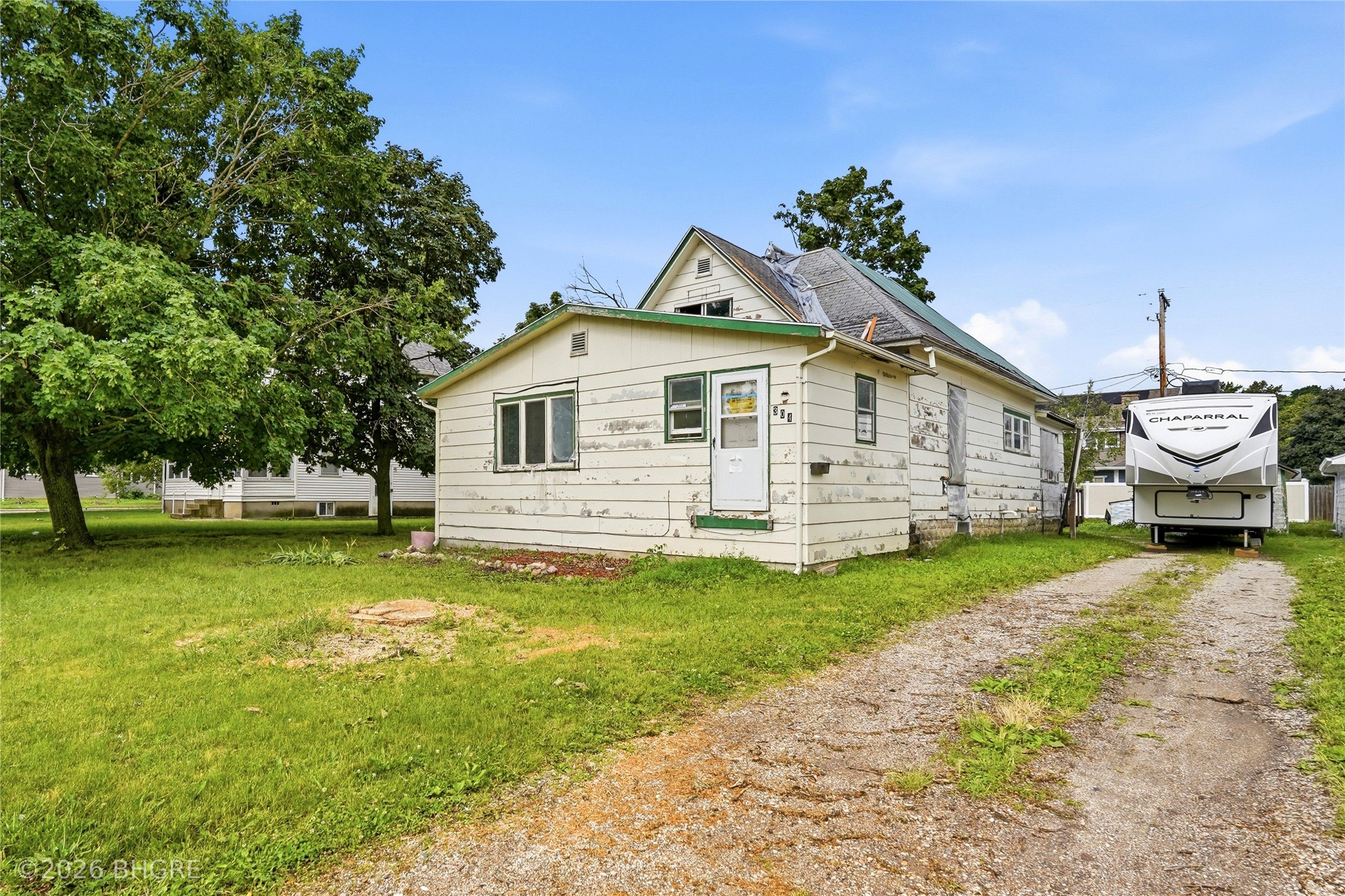 304 S Elm Street Property Photo 1
