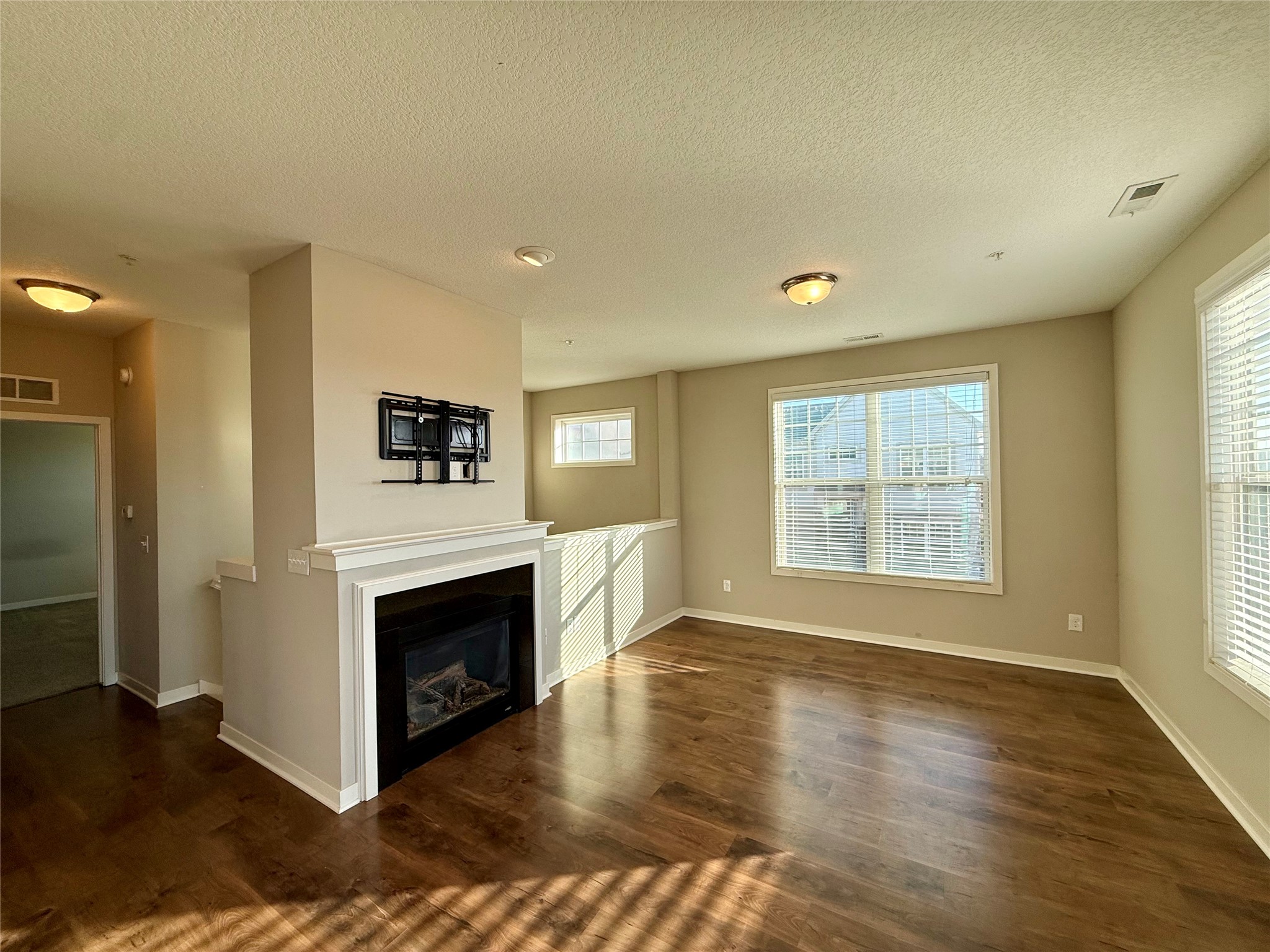 170 80th Street 106 Property Photo 4