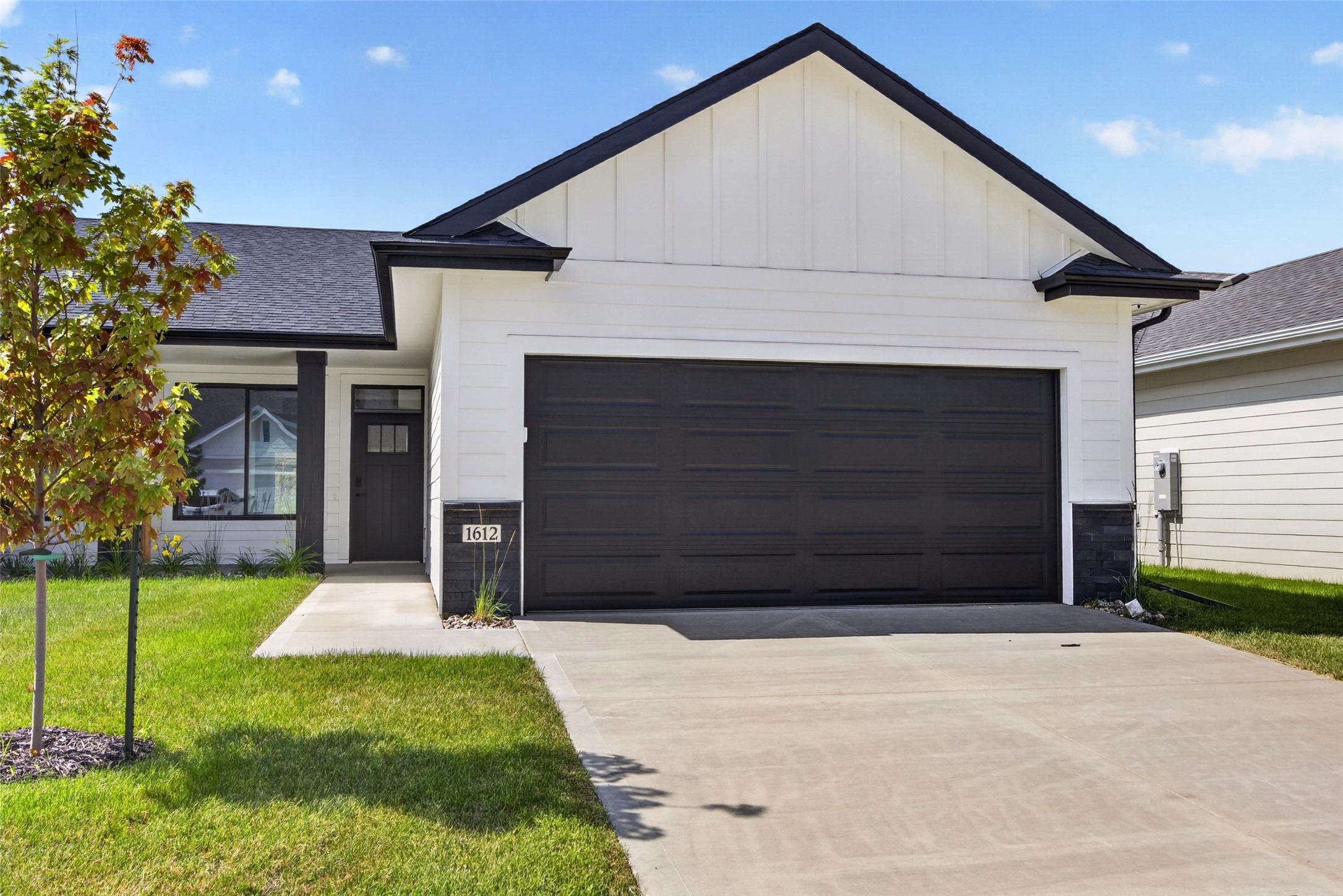 1612 Garland Avenue Property Photo 1