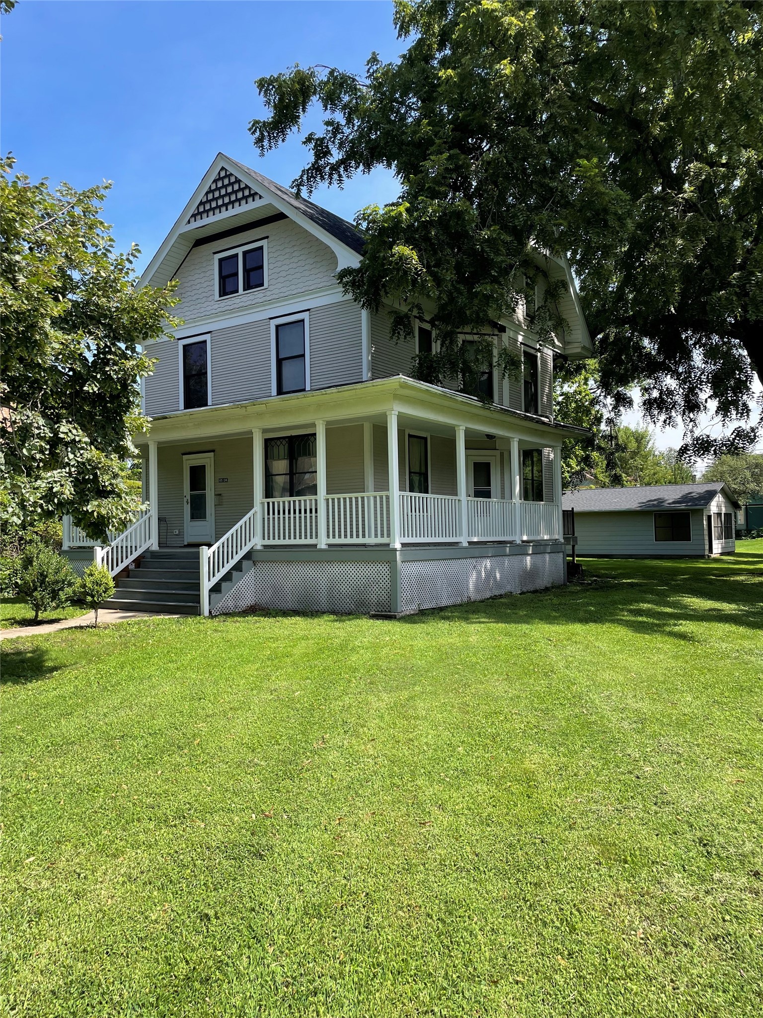 1324 Main Street Property Photo 1