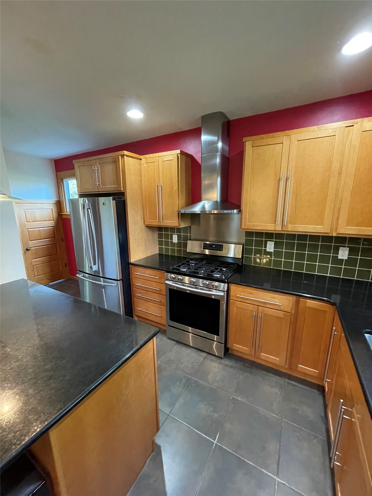 1324 Main Street Property Photo 6