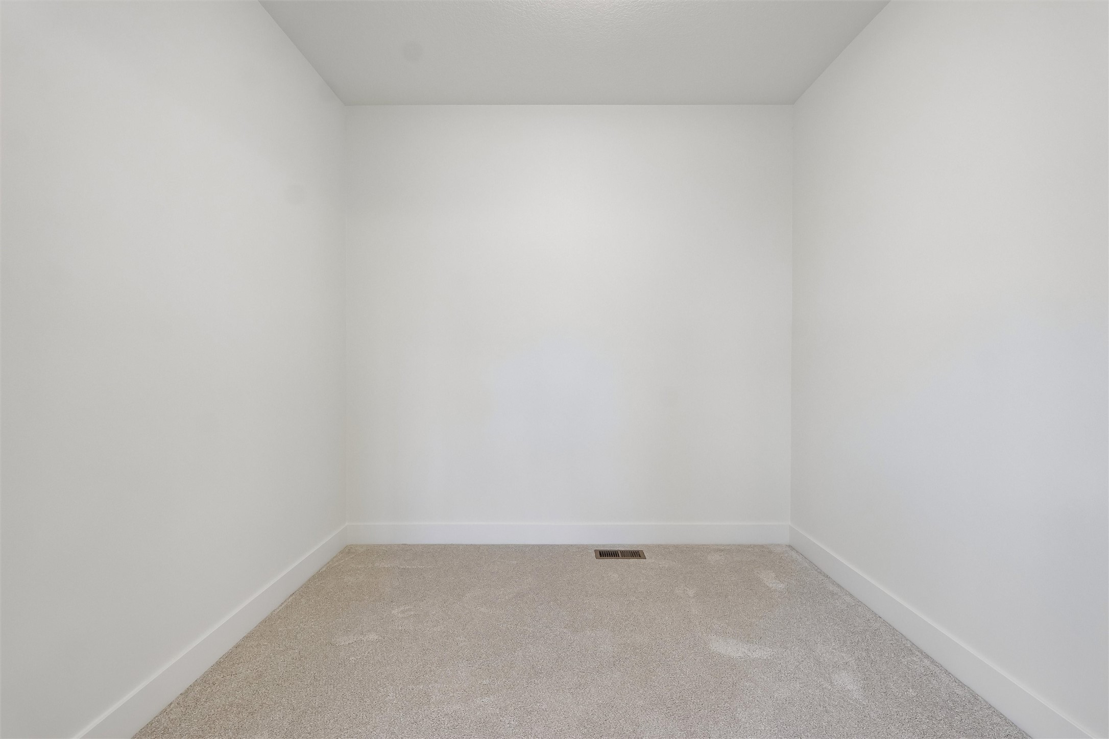 1809 Ne Pine Lake Circle Property Photo 25