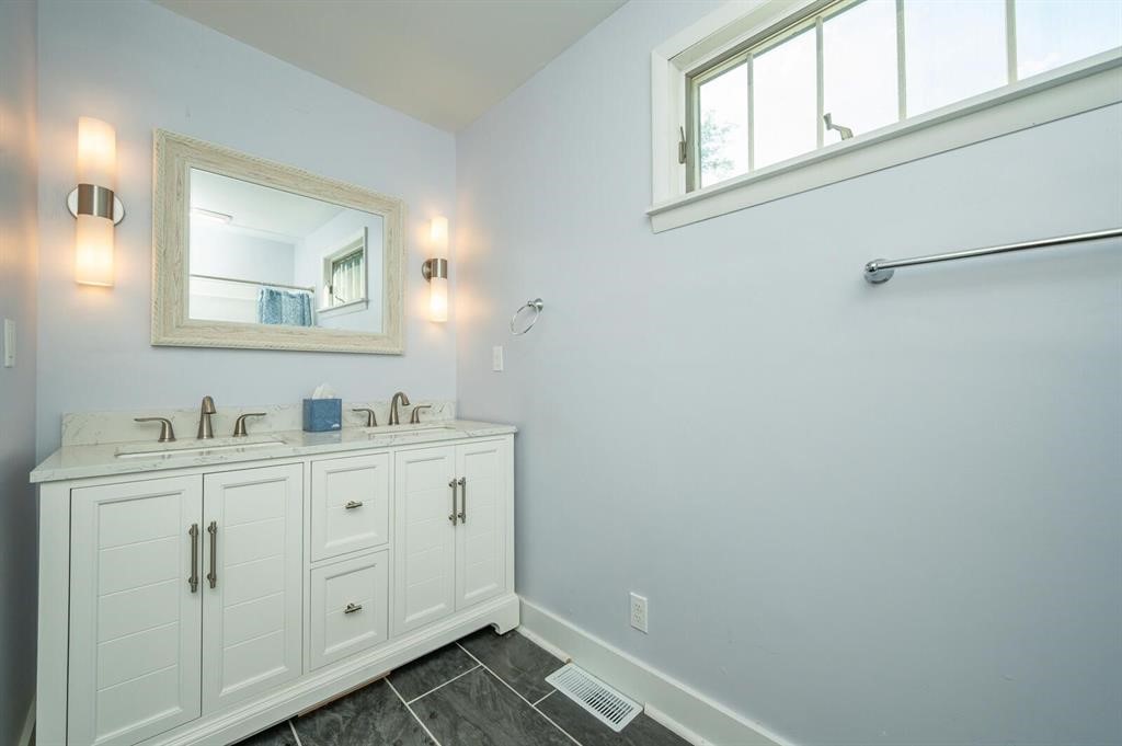 822 7th Street Property Photo 23