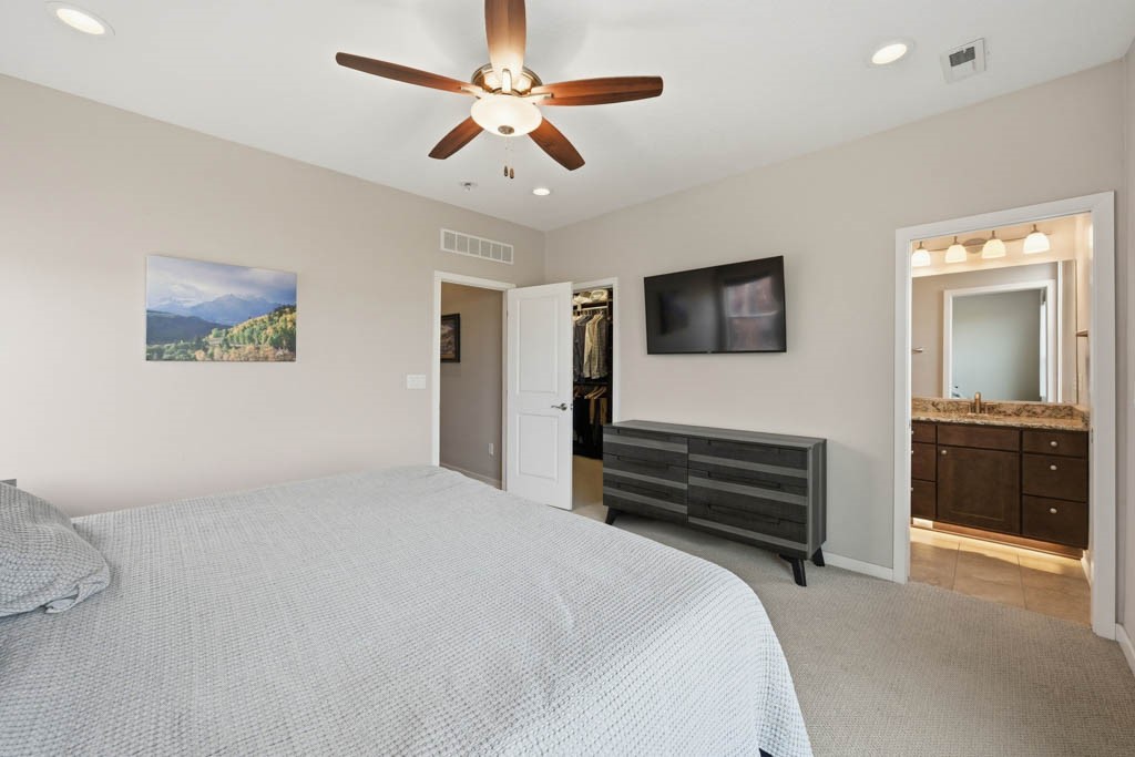 1604 Ingersoll Avenue Property Photo 11