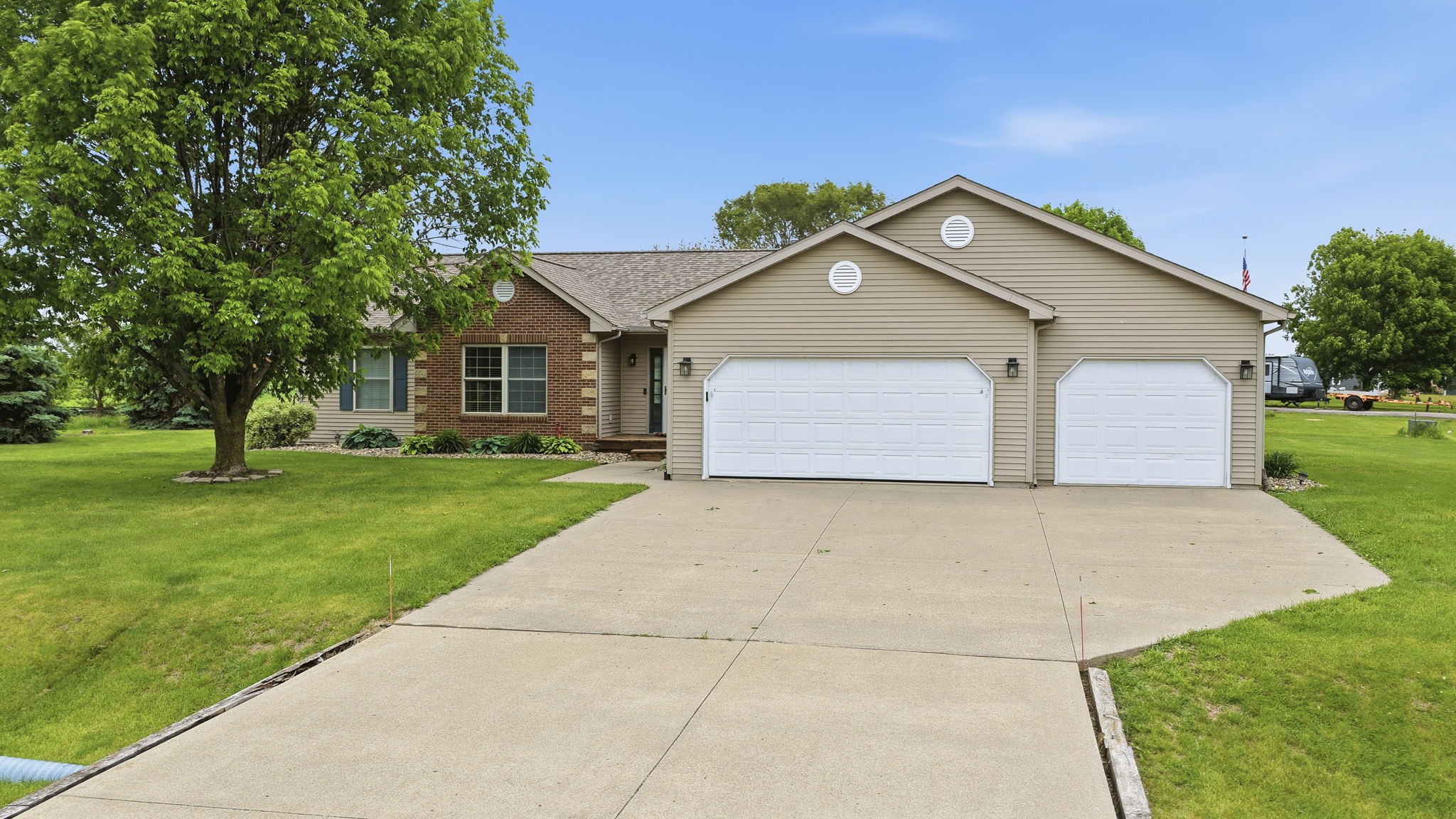 5310 Chimra Road Property Photo 1