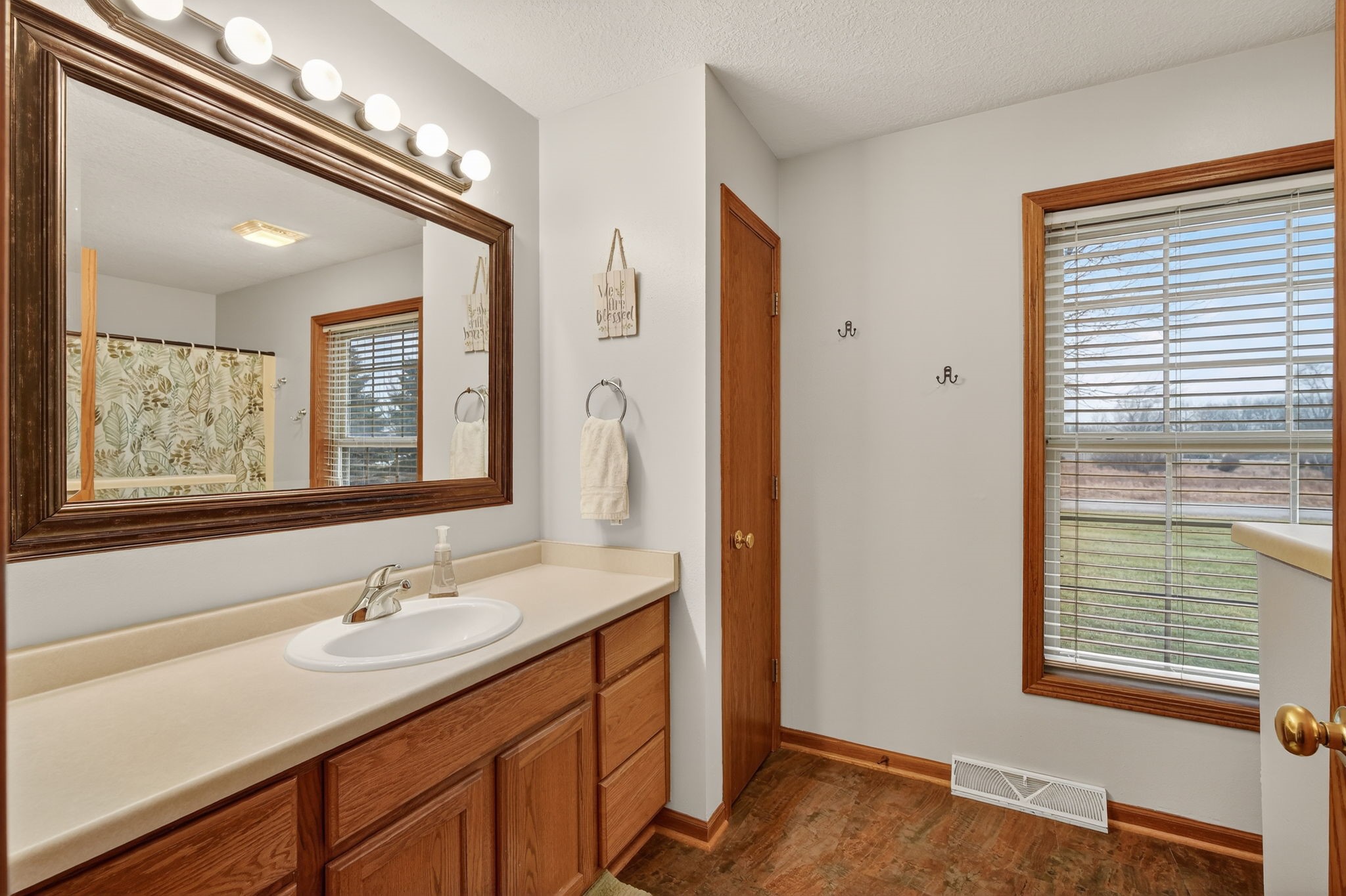 5310 Chimra Road Property Photo 16