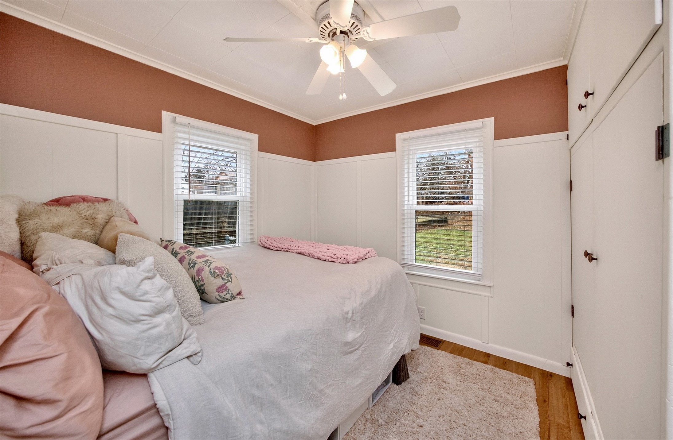 5606 Ovid Avenue Property Photo 14