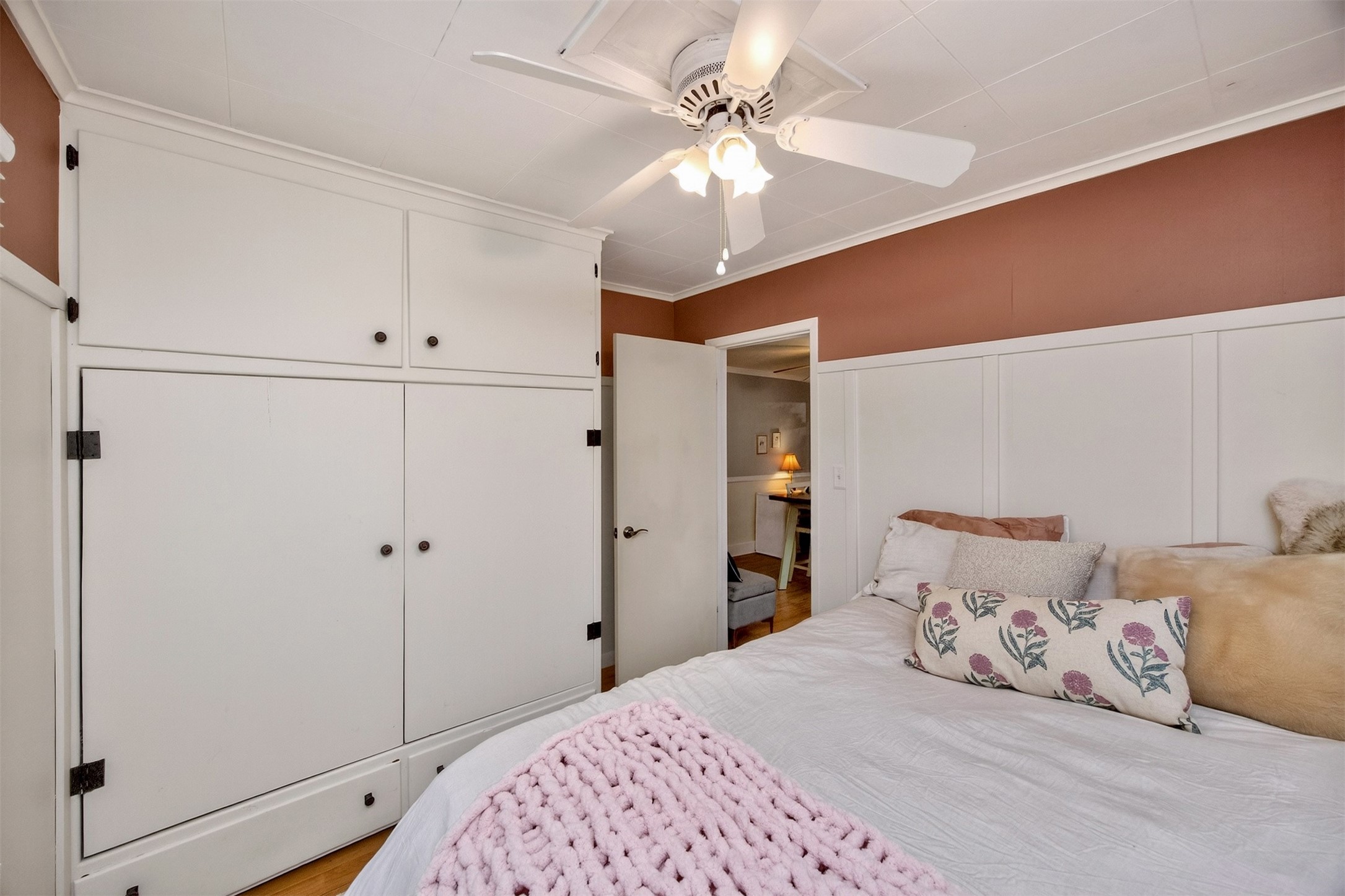 5606 Ovid Avenue Property Photo 15