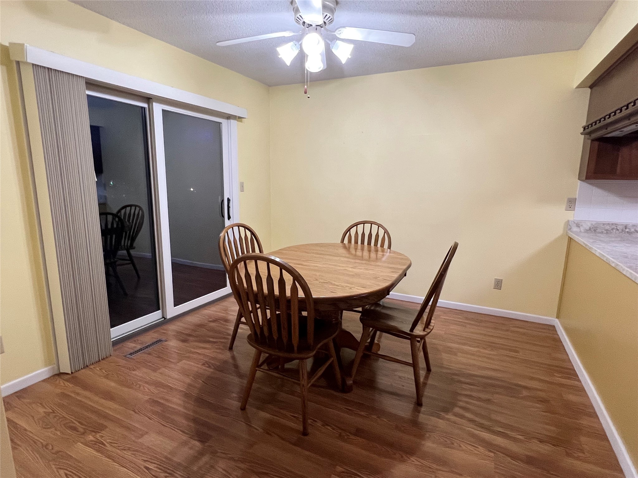 1140 Cherry Hills Drive A Property Photo 7