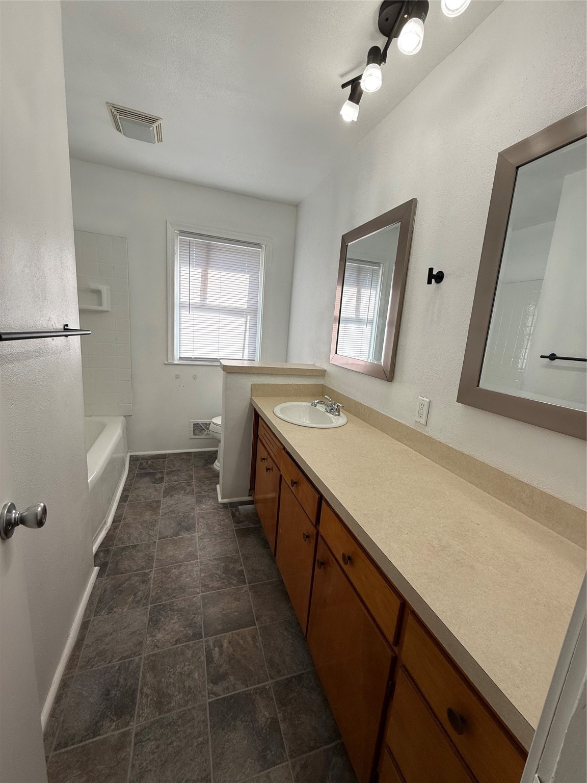 1723 3rd Avenue S Property Photo 9
