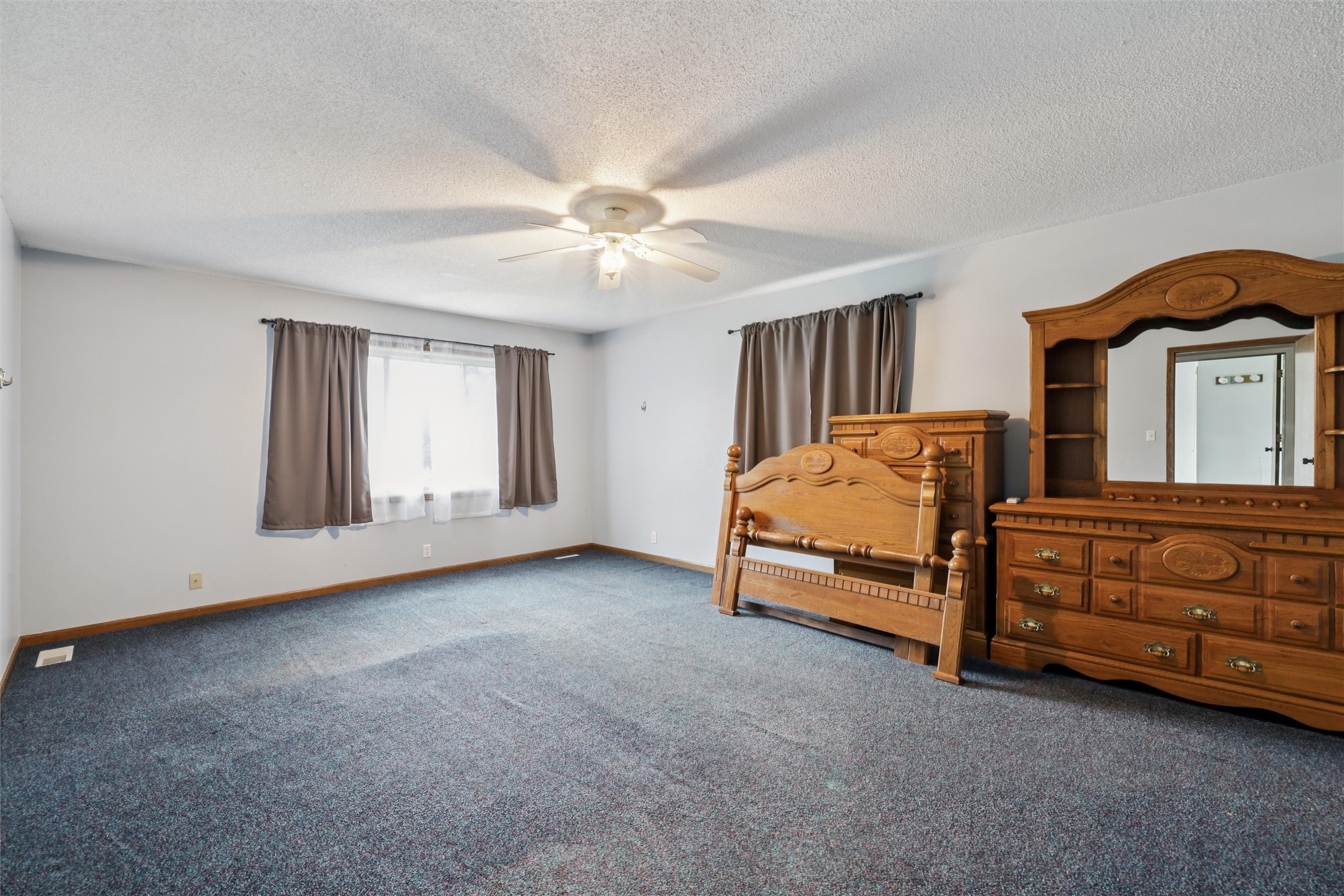 1616 Southlawn Drive Property Photo 21