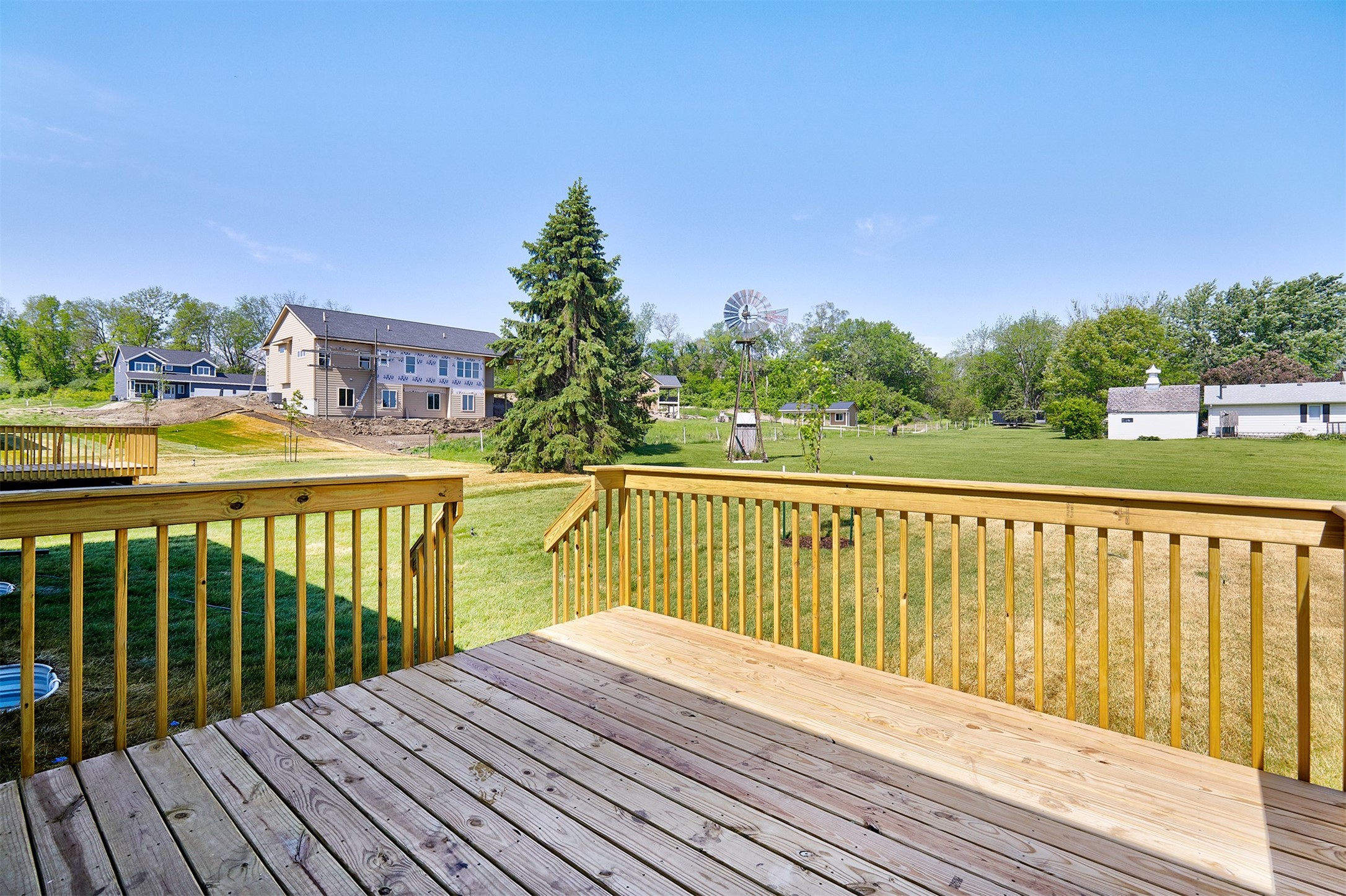 505 Walker Street Property Photo 4