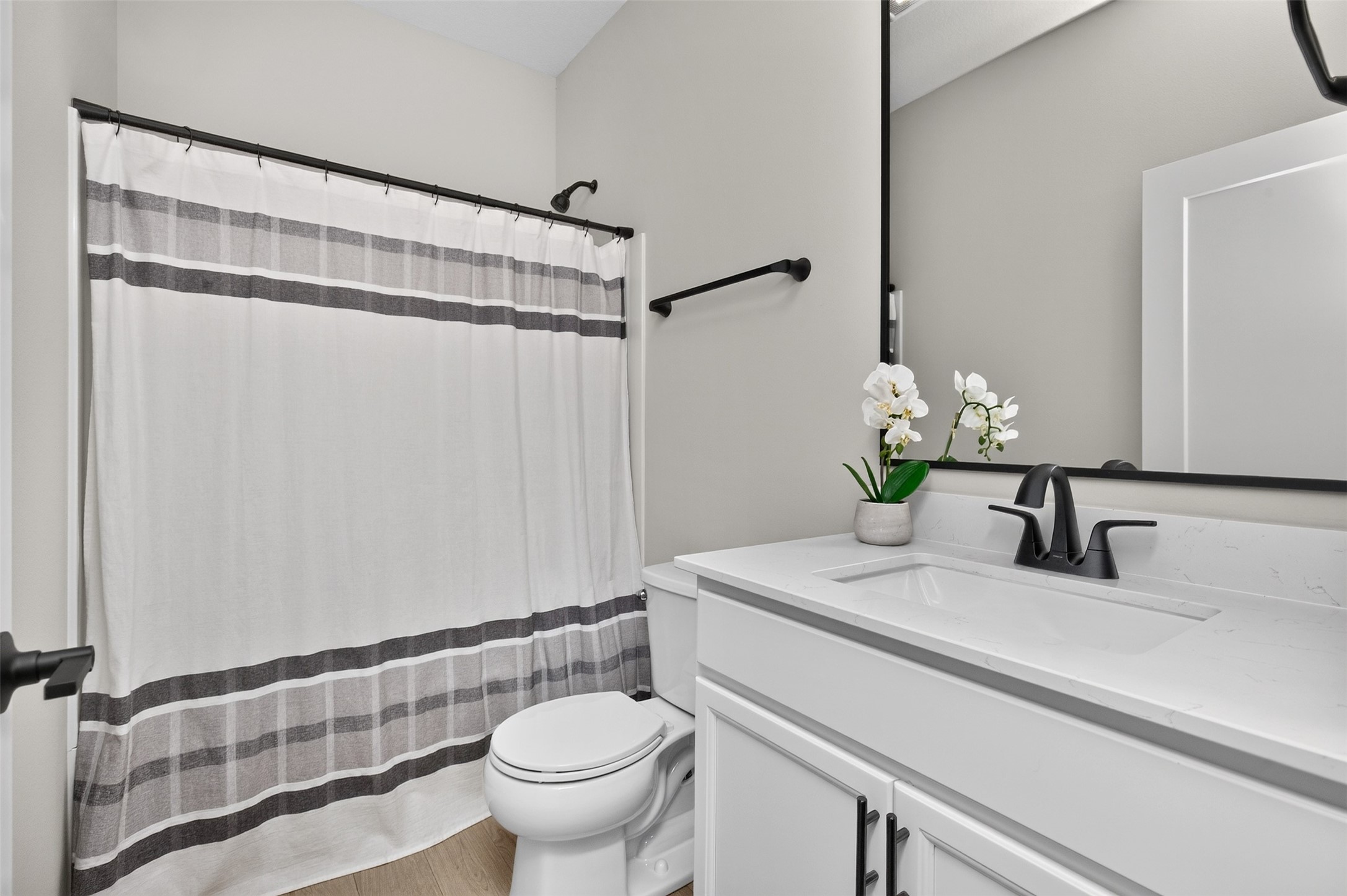 505 Walker Street Property Photo 8