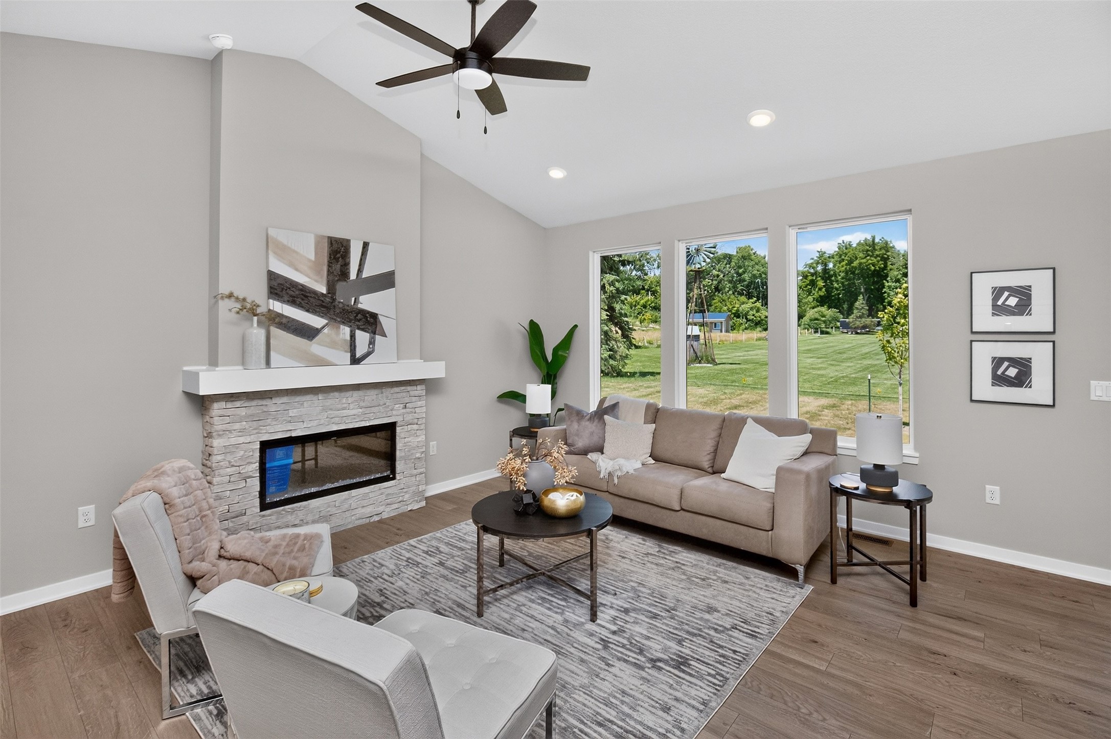 505 Walker Street Property Photo 13