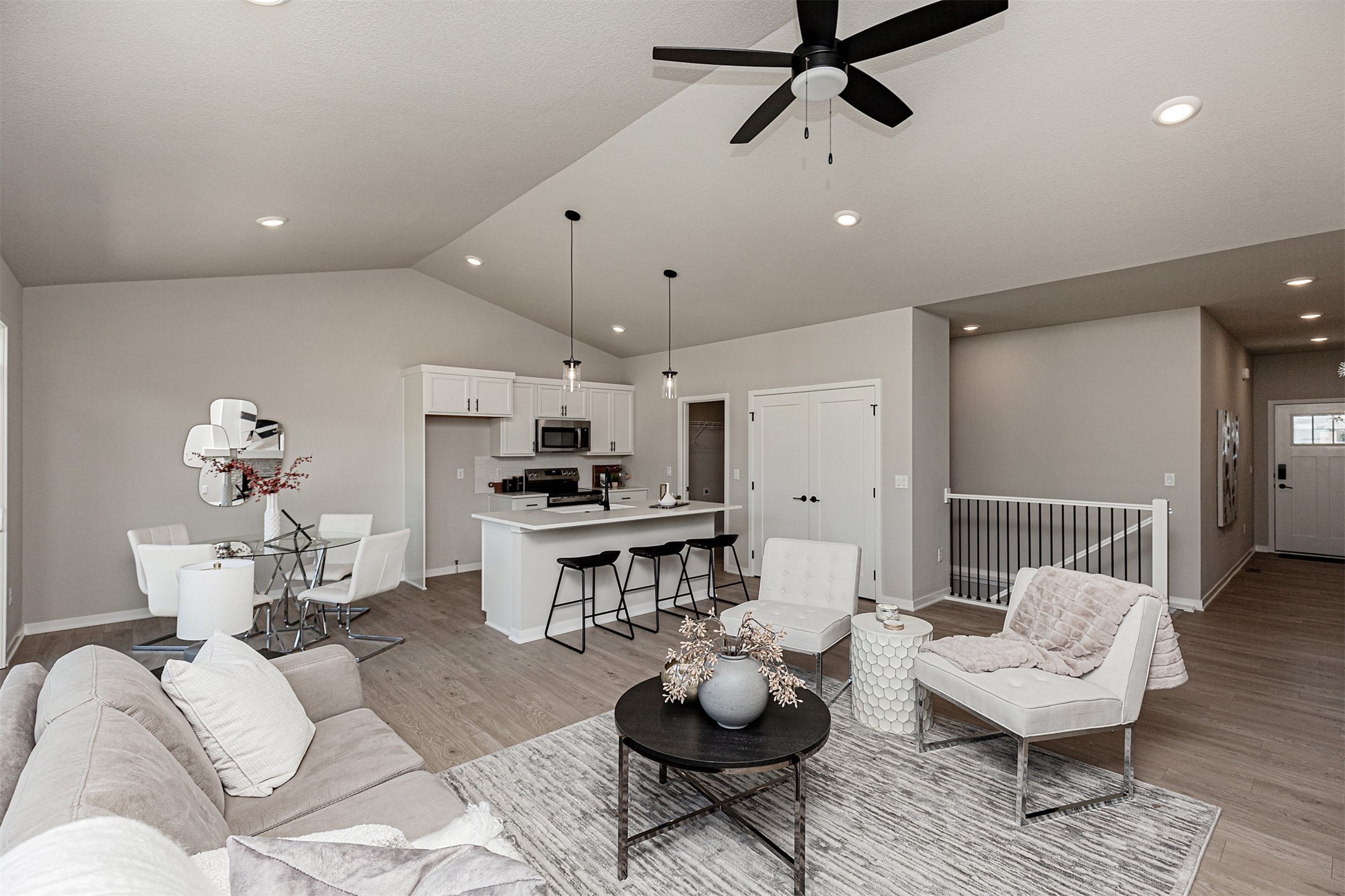 505 Walker Street Property Photo 15