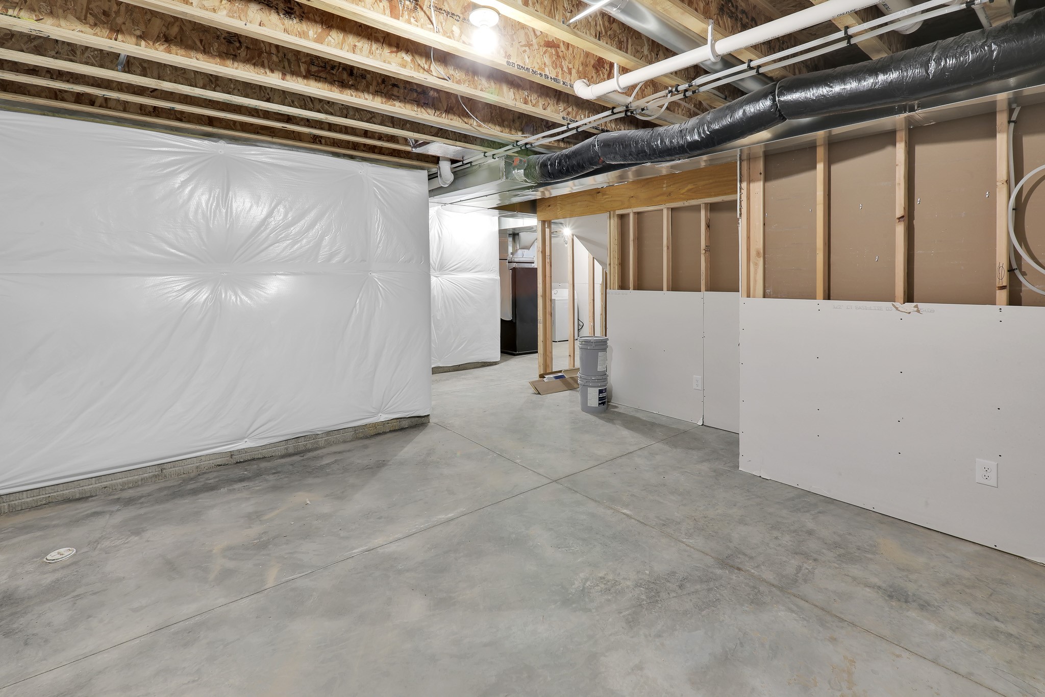 1800 Lakeview Drive Property Photo 31