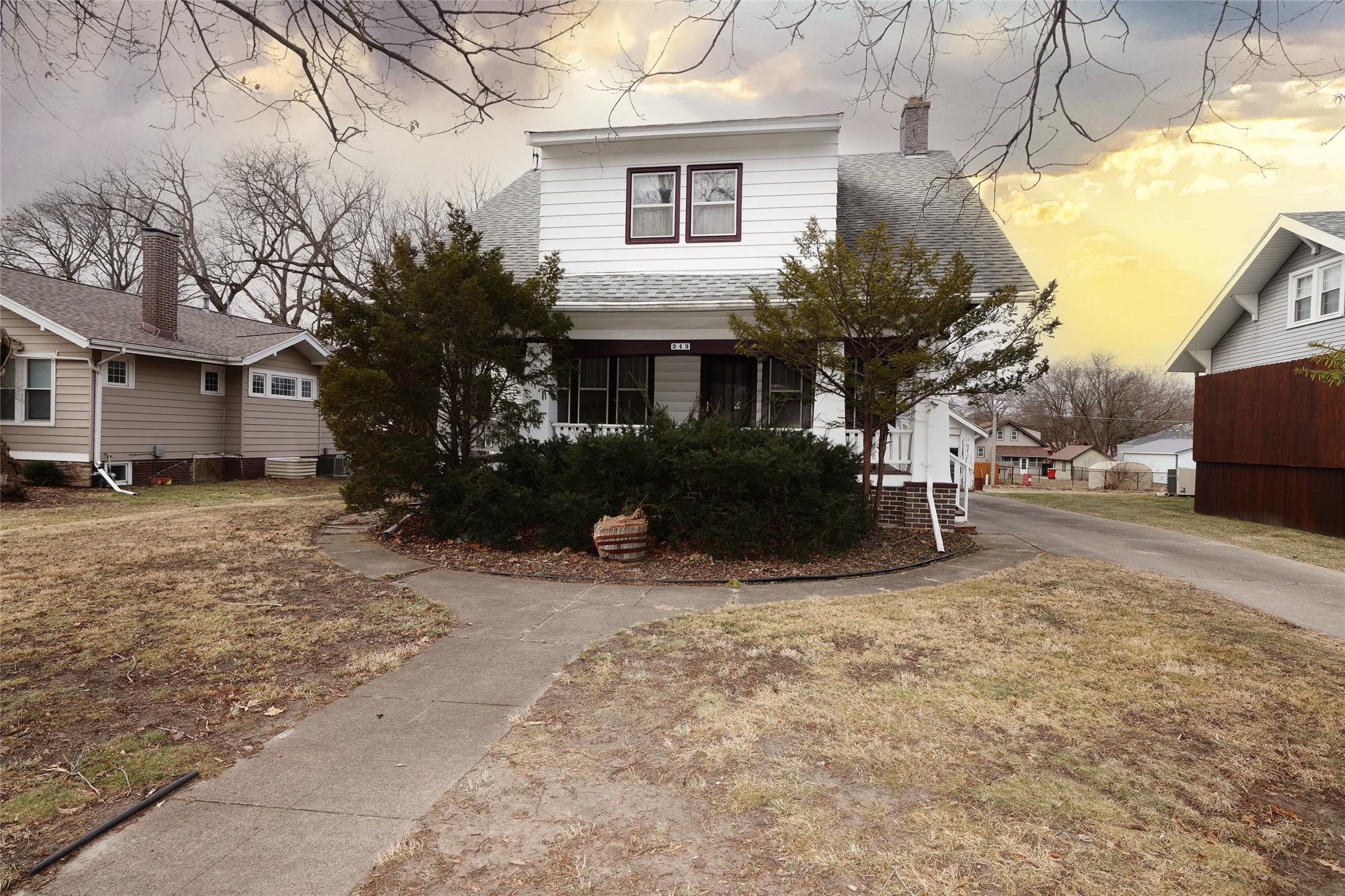 243 S Boone Street Property Photo 1