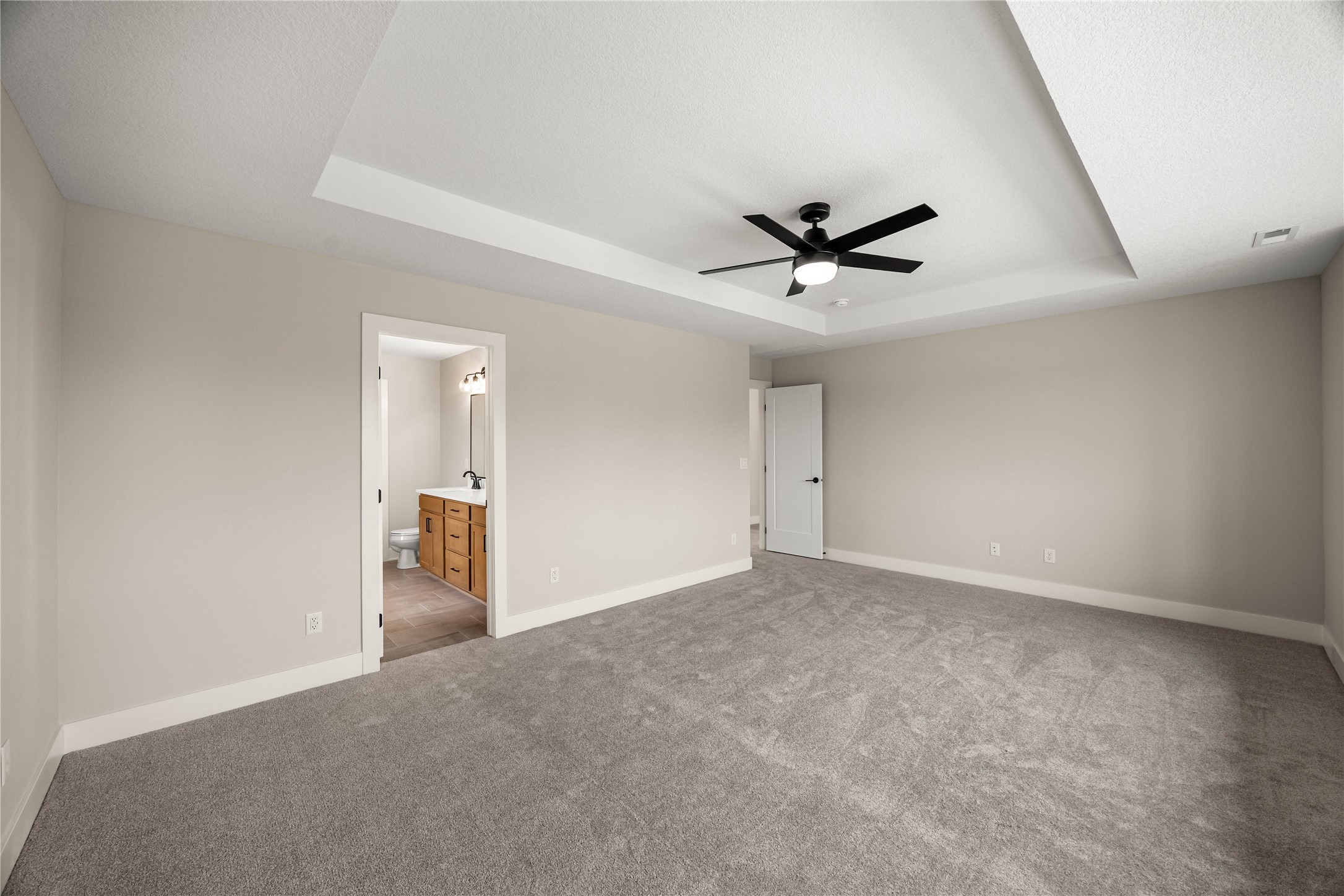 657 34th Street Se Property Photo 19