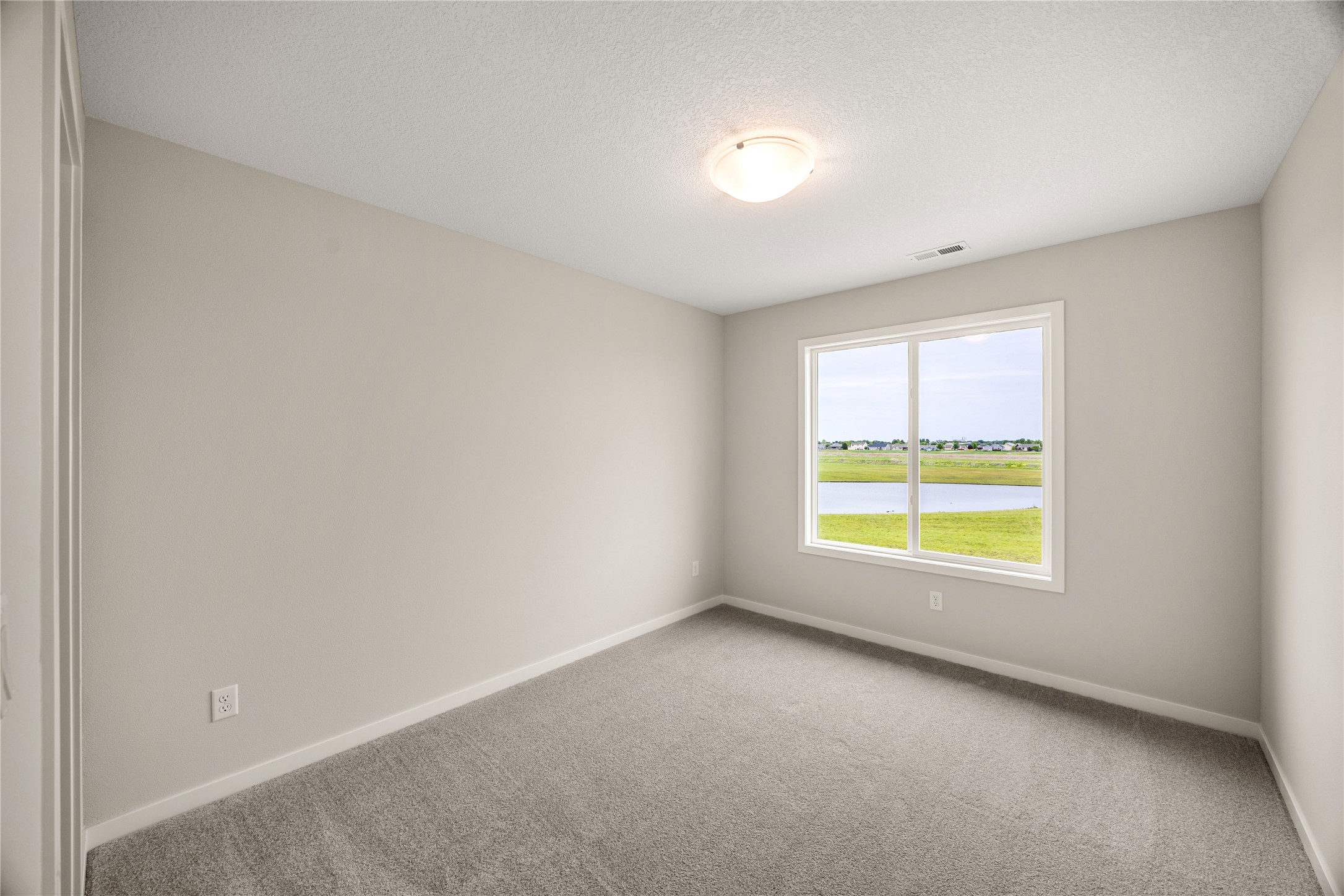 657 34th Street Se Property Photo 27