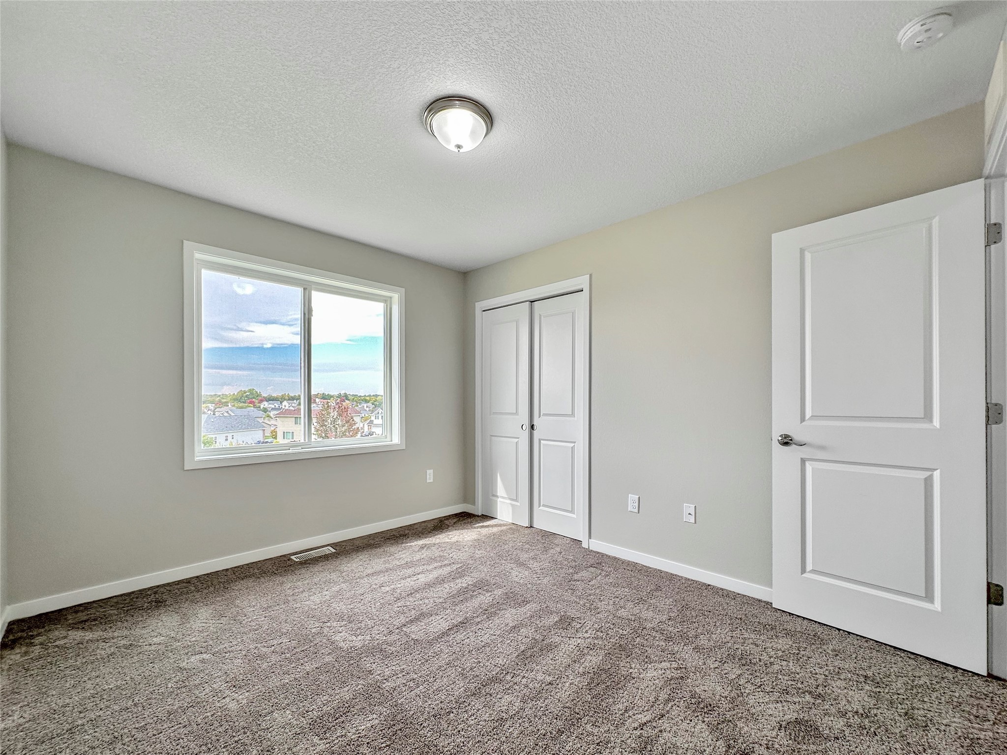 7000 Lake Ridge Avenue 3 Property Photo 7