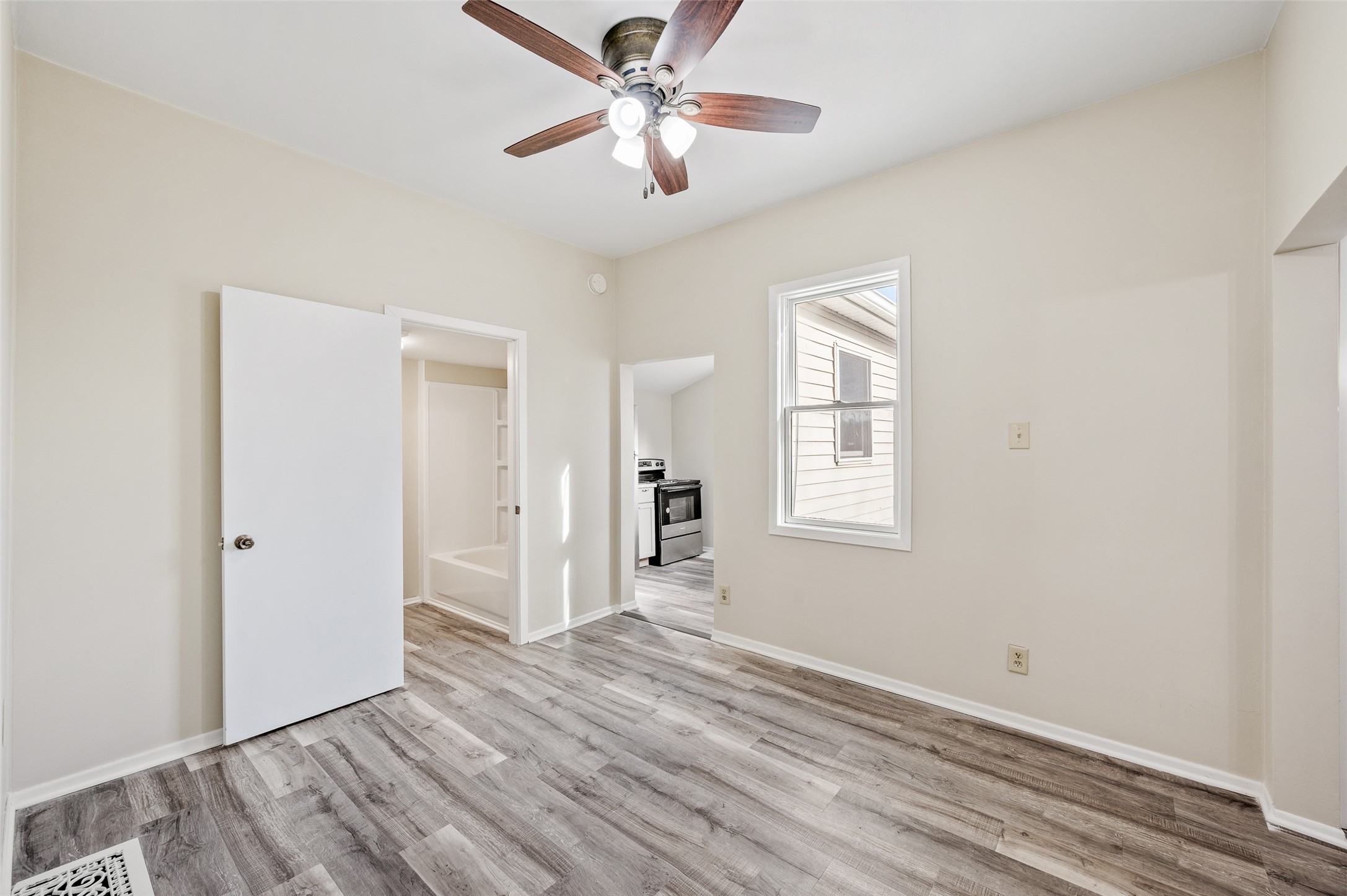 3311 2nd Avenue Property Photo 12