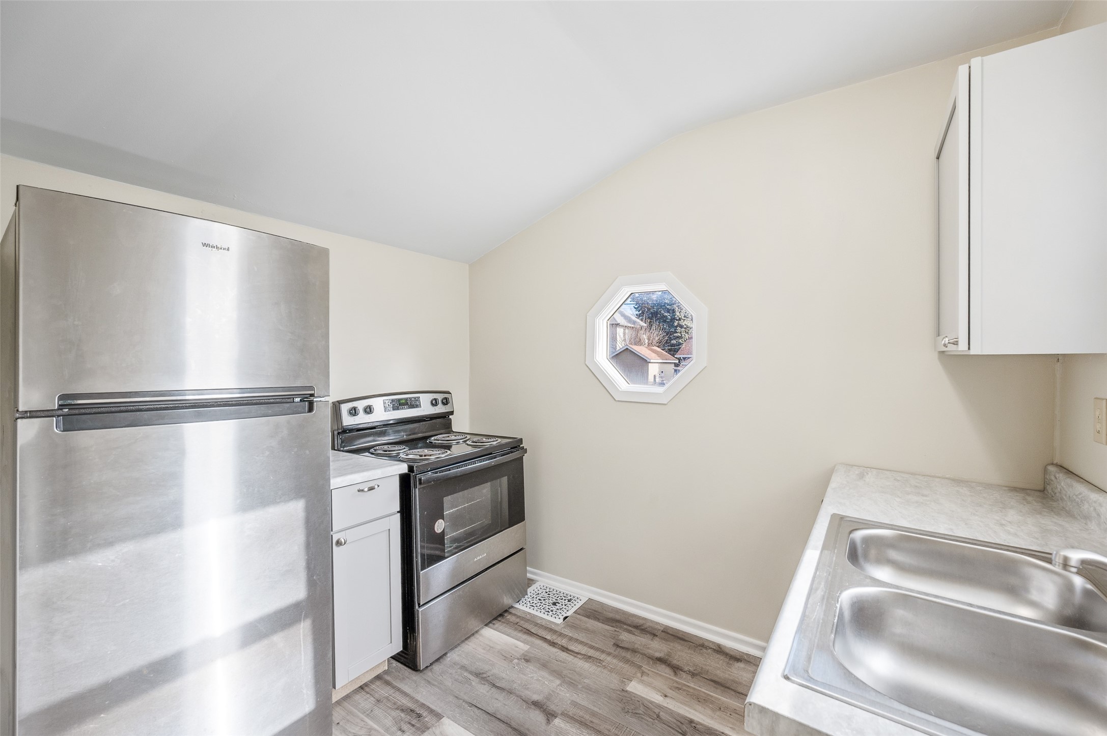3311 2nd Avenue Property Photo 16