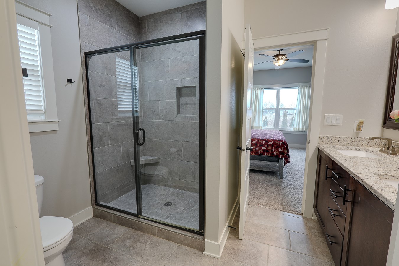 1818 Lakeview Drive Property Photo 13