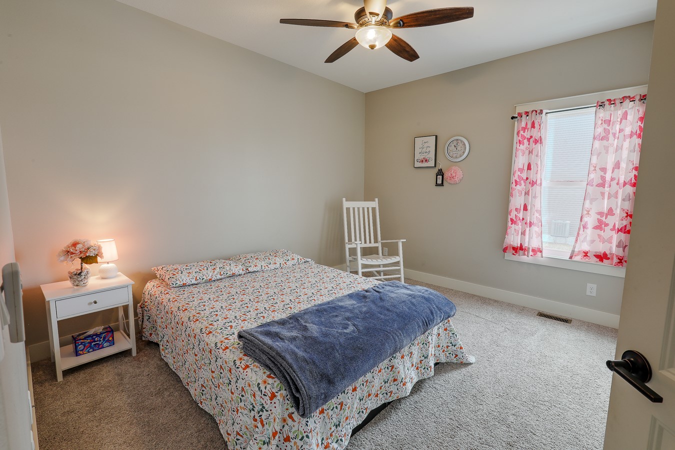 1818 Lakeview Drive Property Photo 14