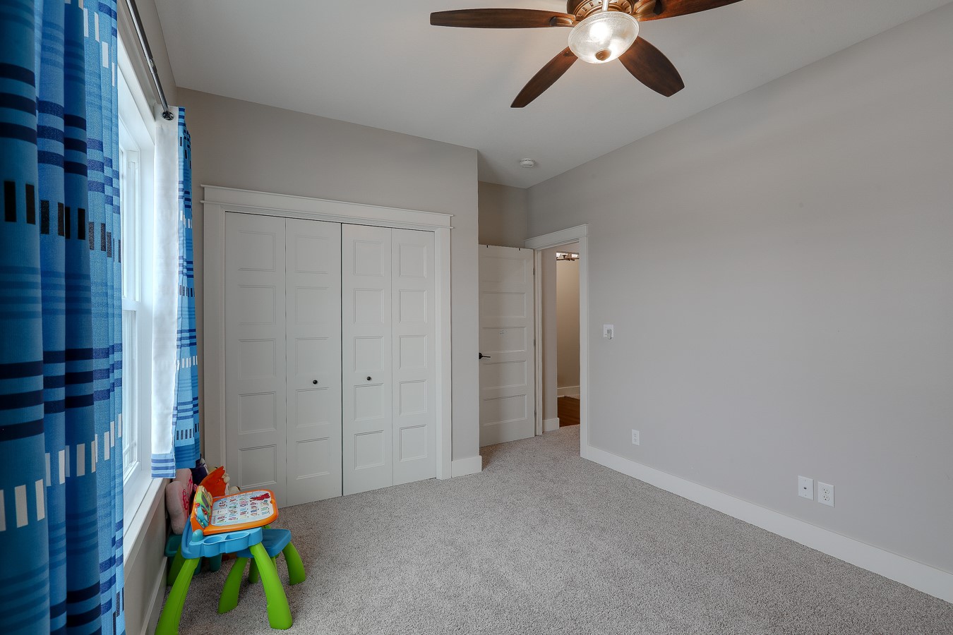 1818 Lakeview Drive Property Photo 17