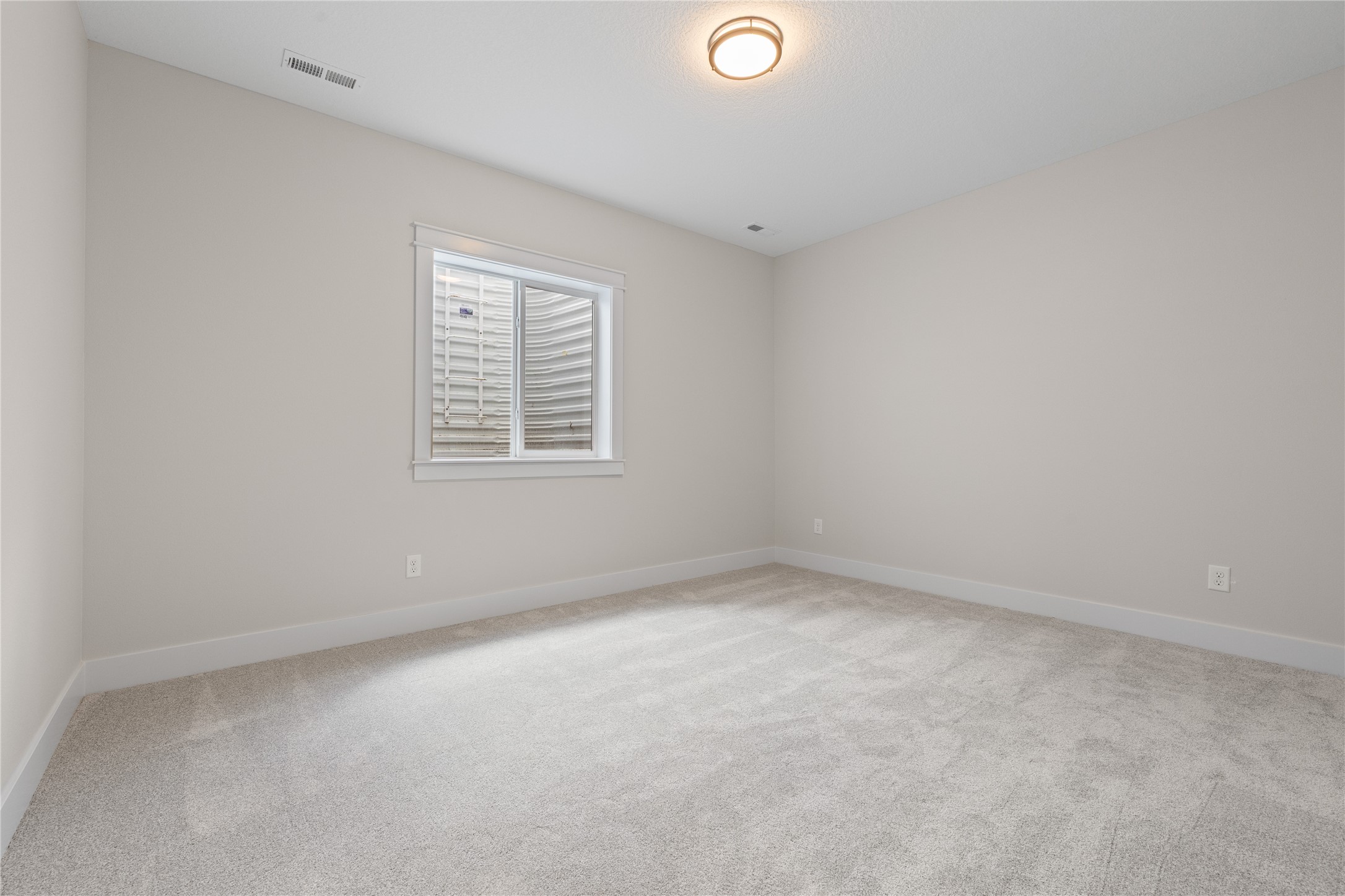 1355 Nw Brooks Drive Property Photo 31