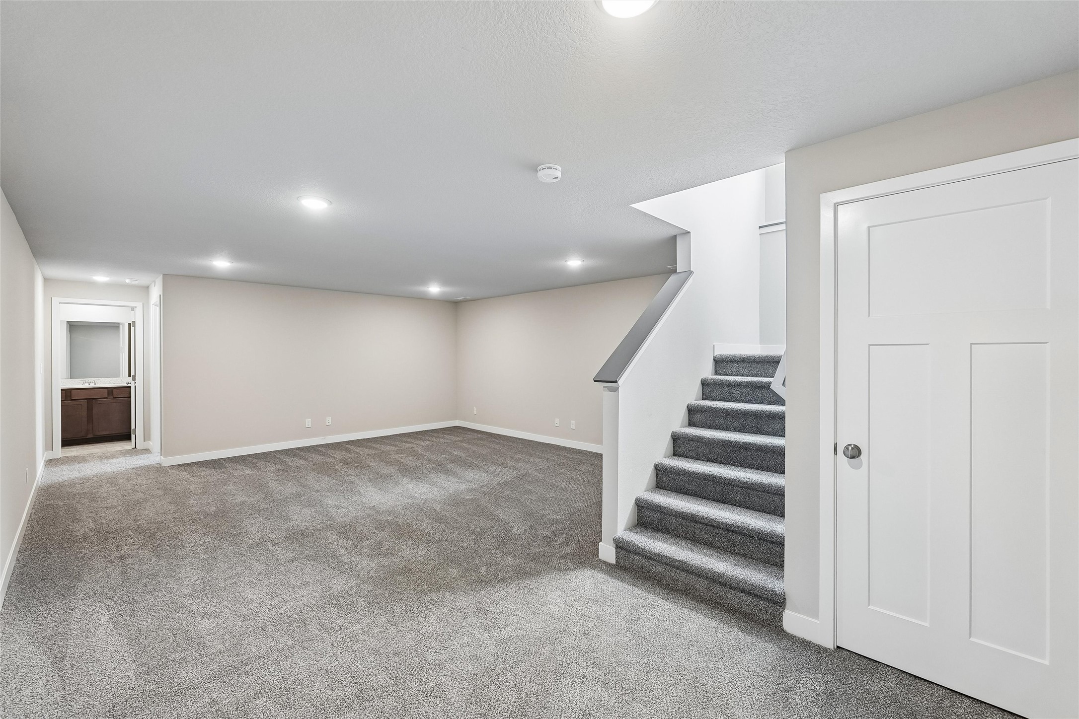 551 Nw Rockwood Lane Property Photo 11